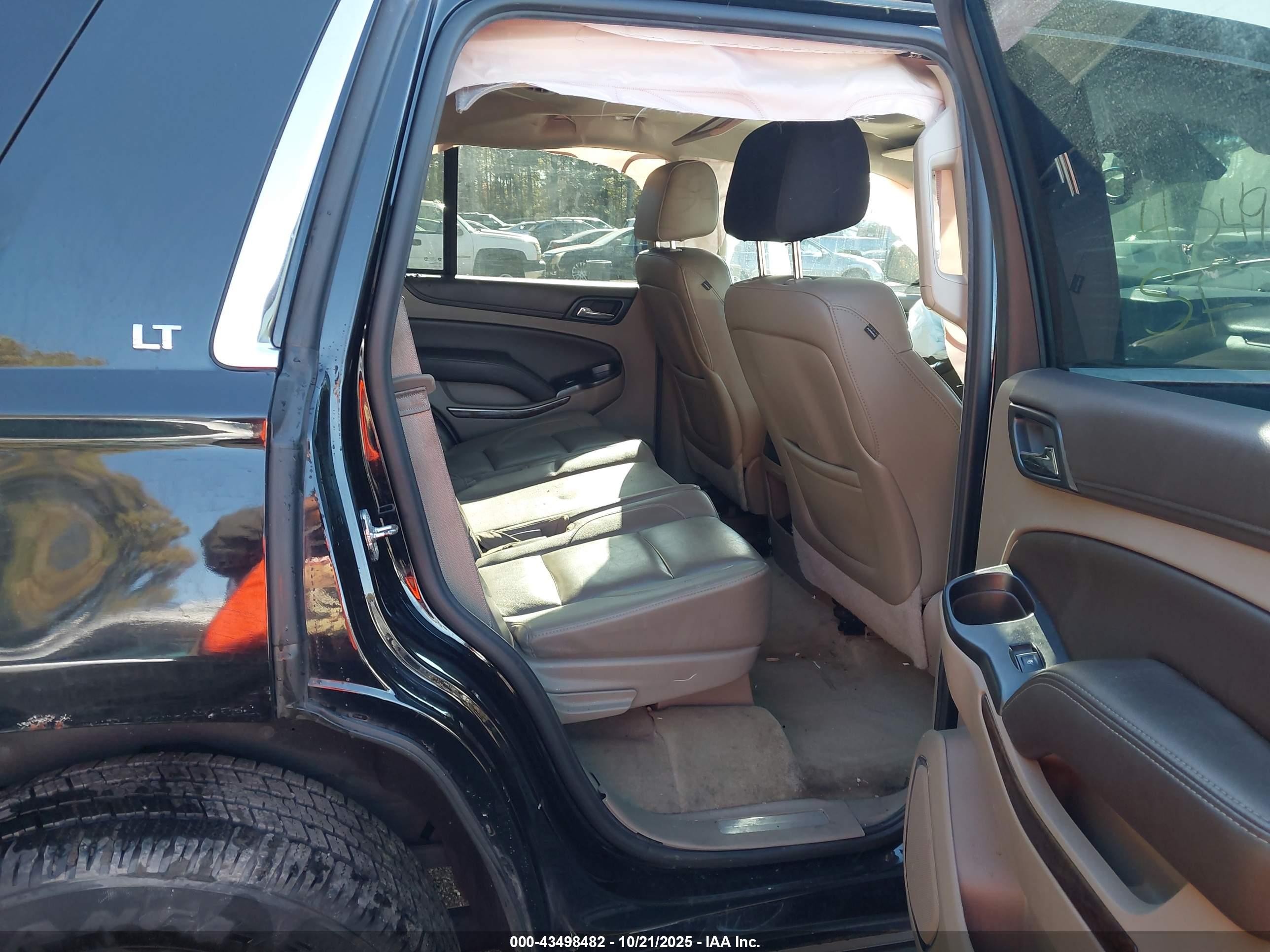 CHEVROLET TAHOE image 8