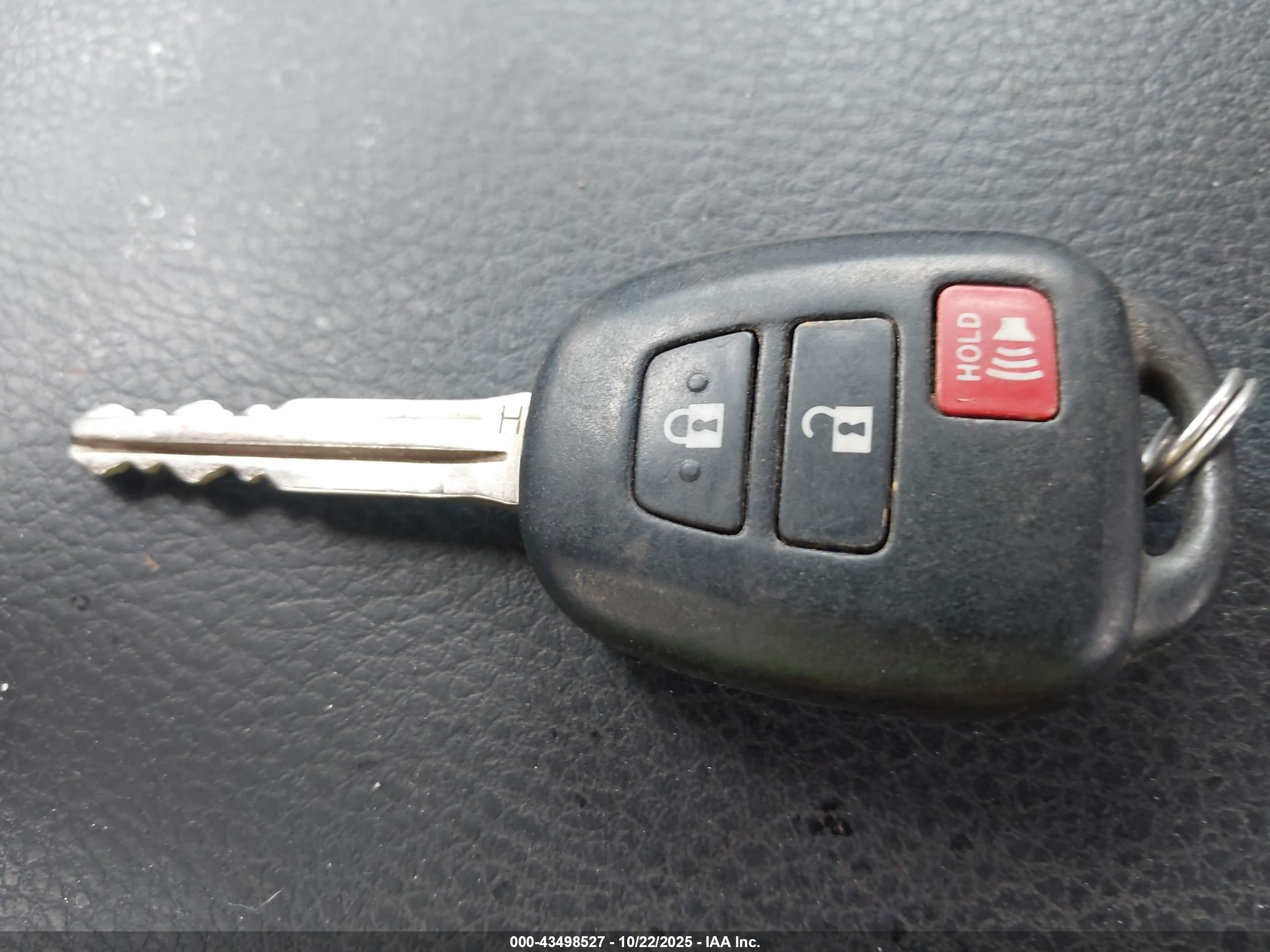 TOYOTA TACOMA image 11