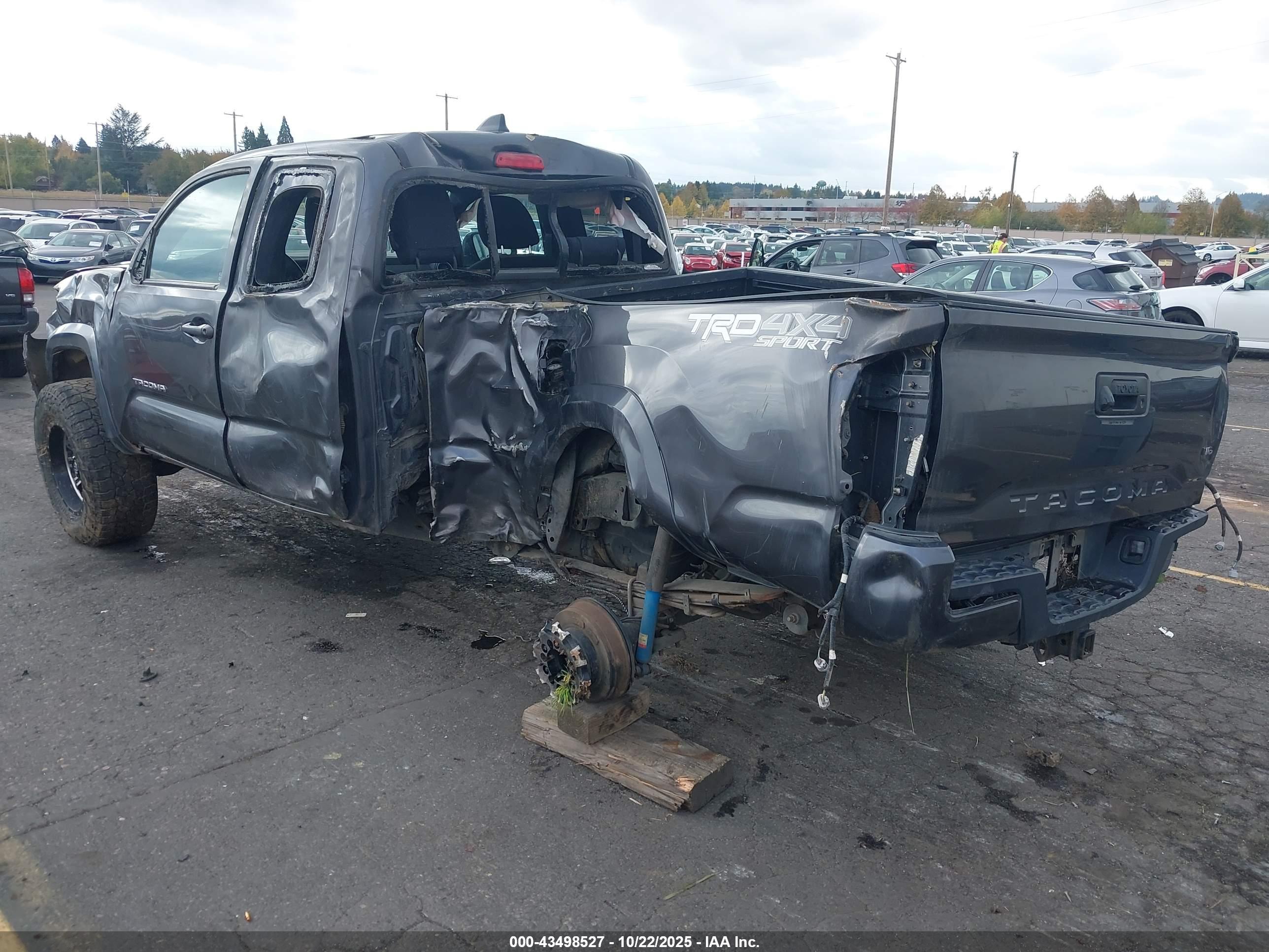 TOYOTA TACOMA image 3