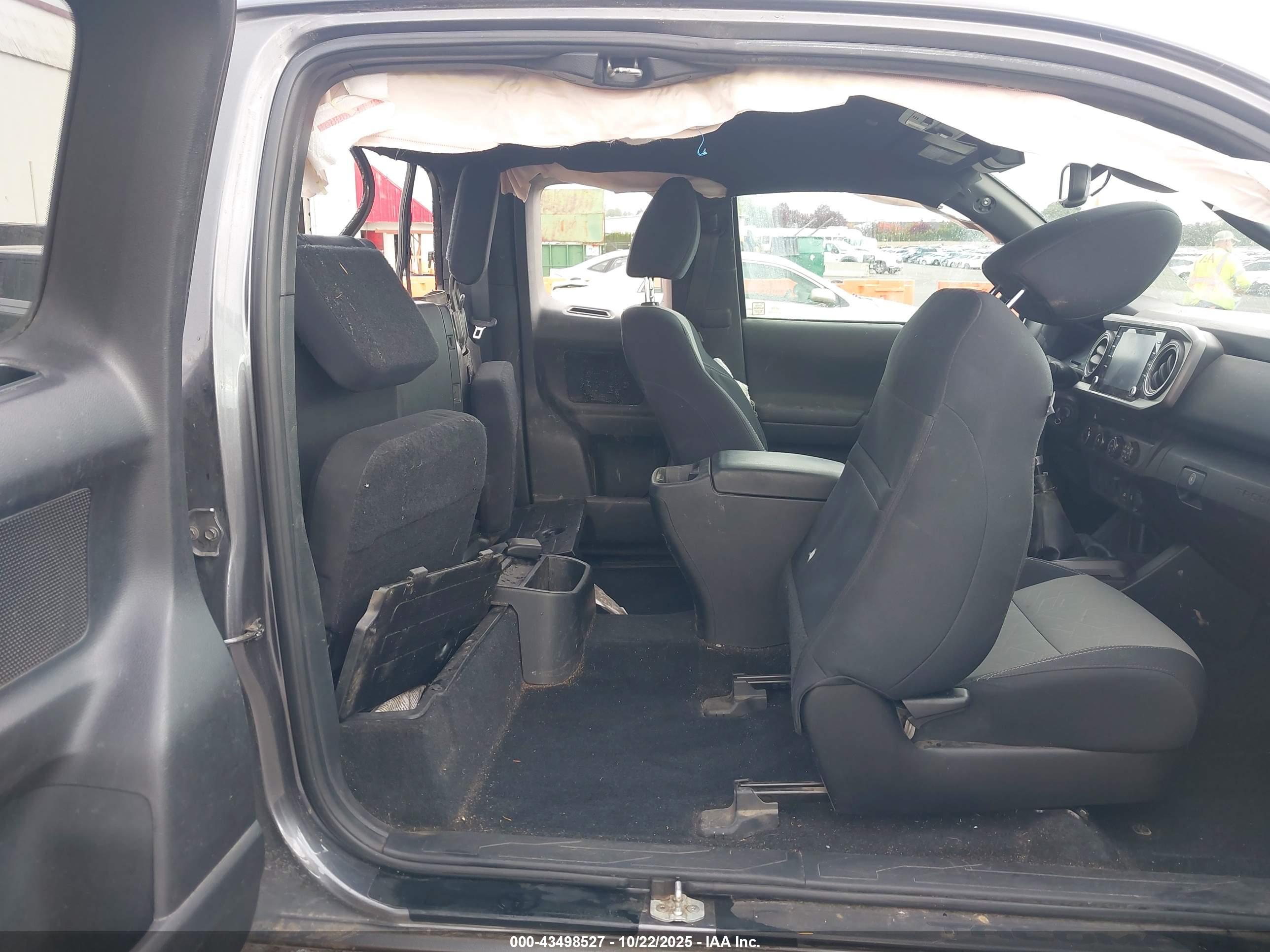 TOYOTA TACOMA image 8