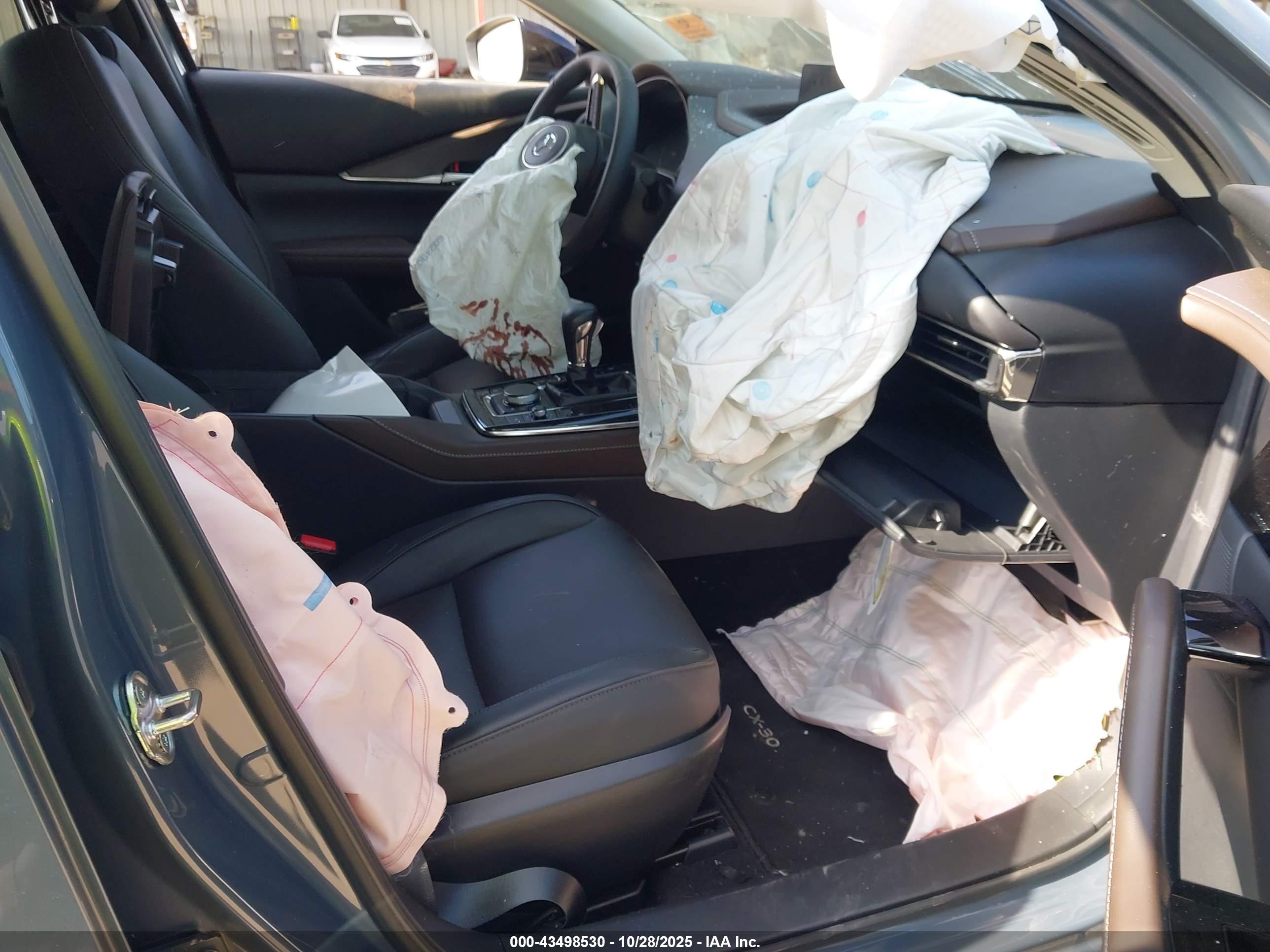 MAZDA CX-30 image 5
