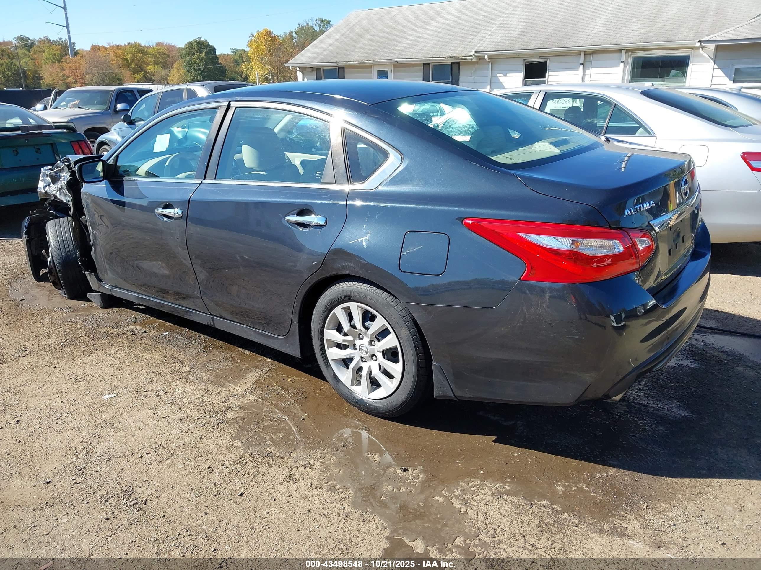 NISSAN ALTIMA image 3