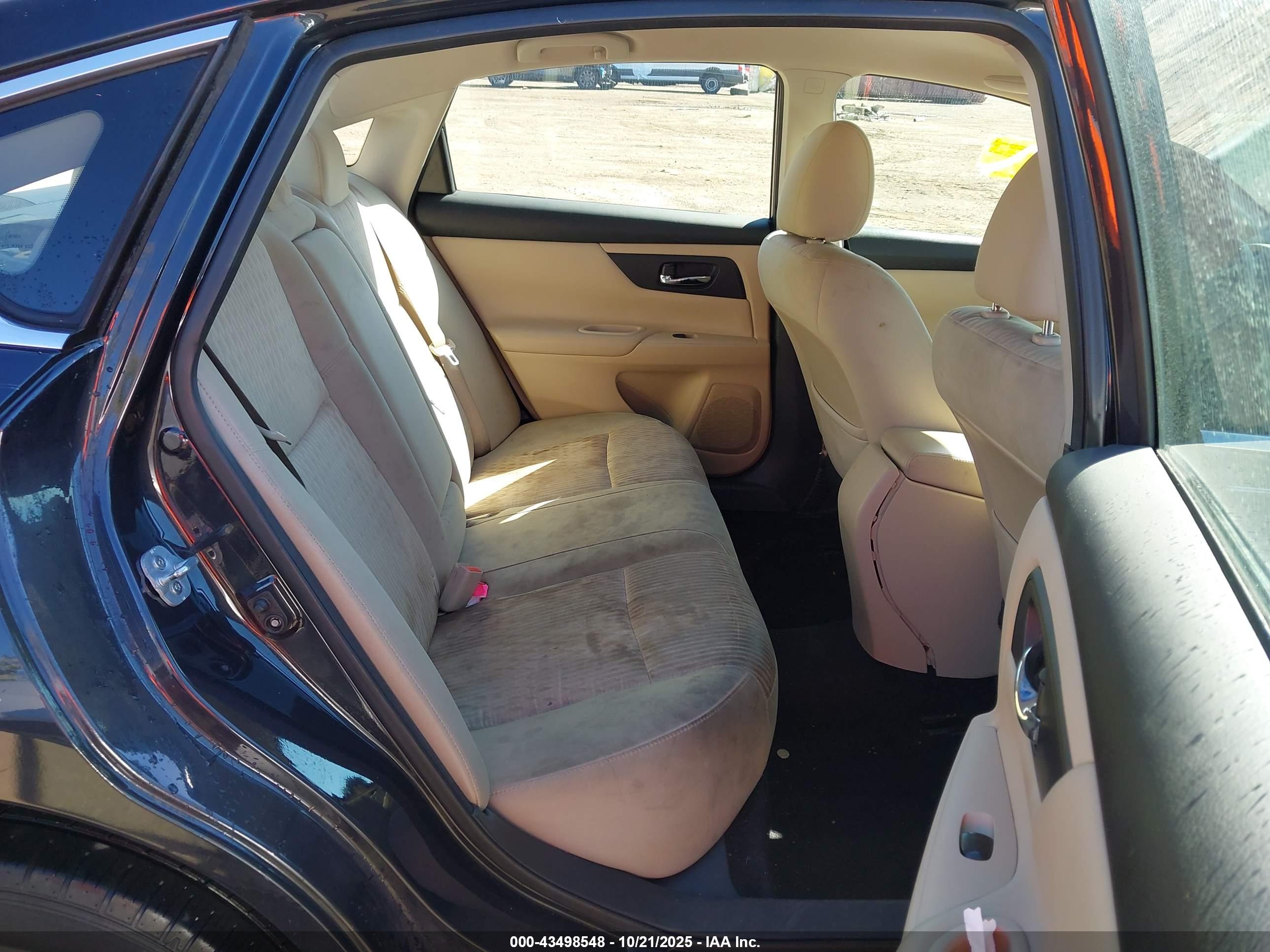NISSAN ALTIMA image 8