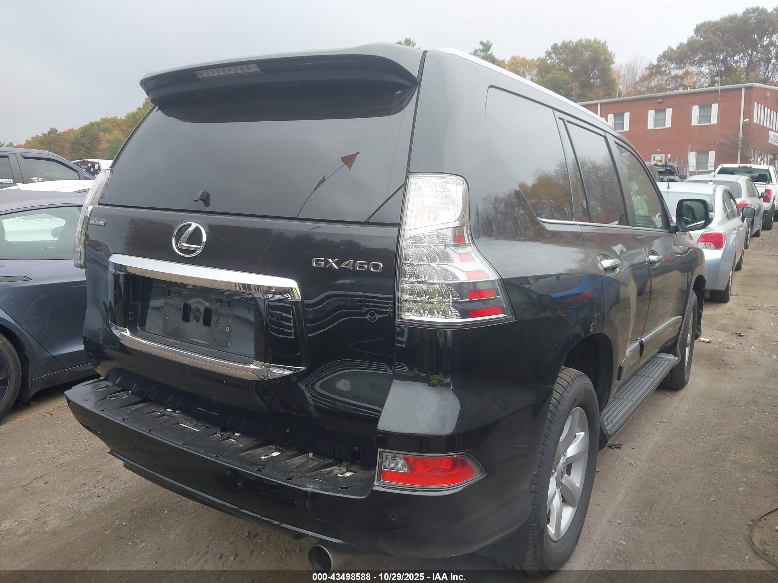 LEXUS GX image 4