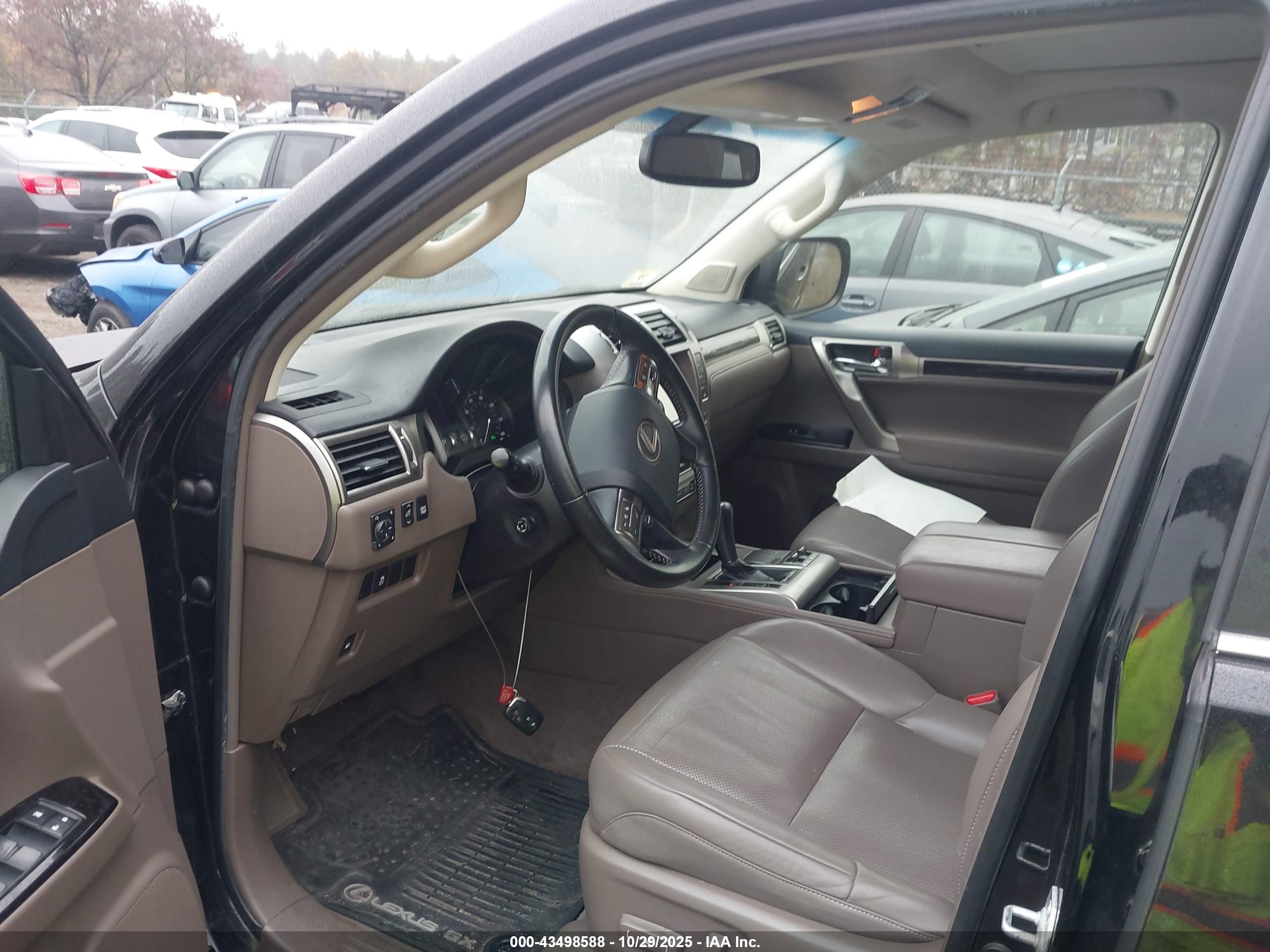 LEXUS GX image 5