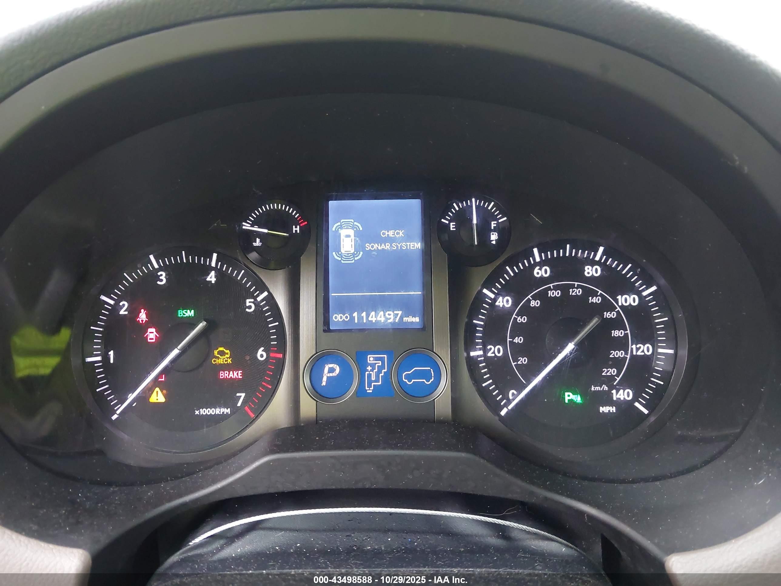 LEXUS GX image 7