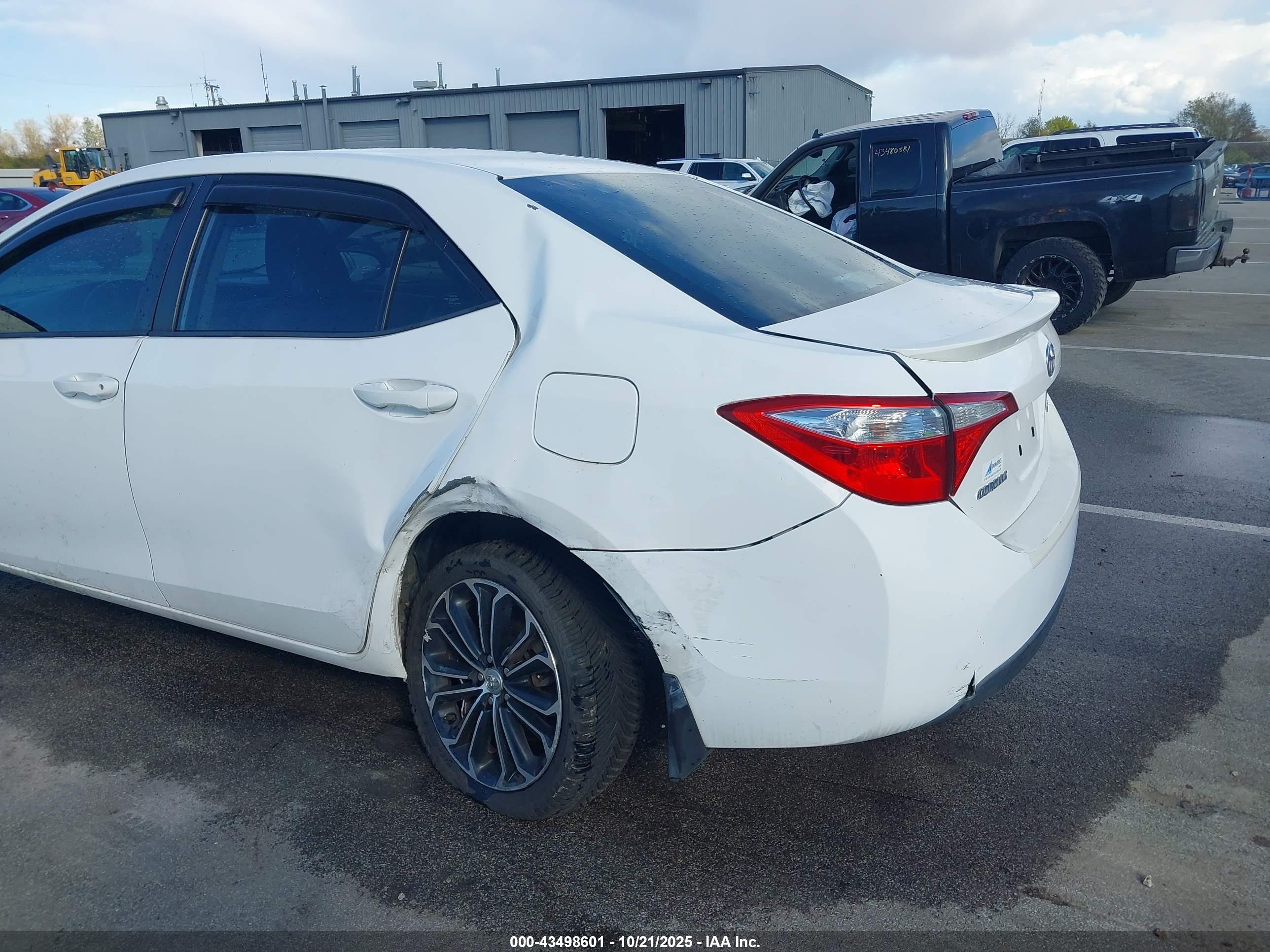 TOYOTA COROLLA image 6
