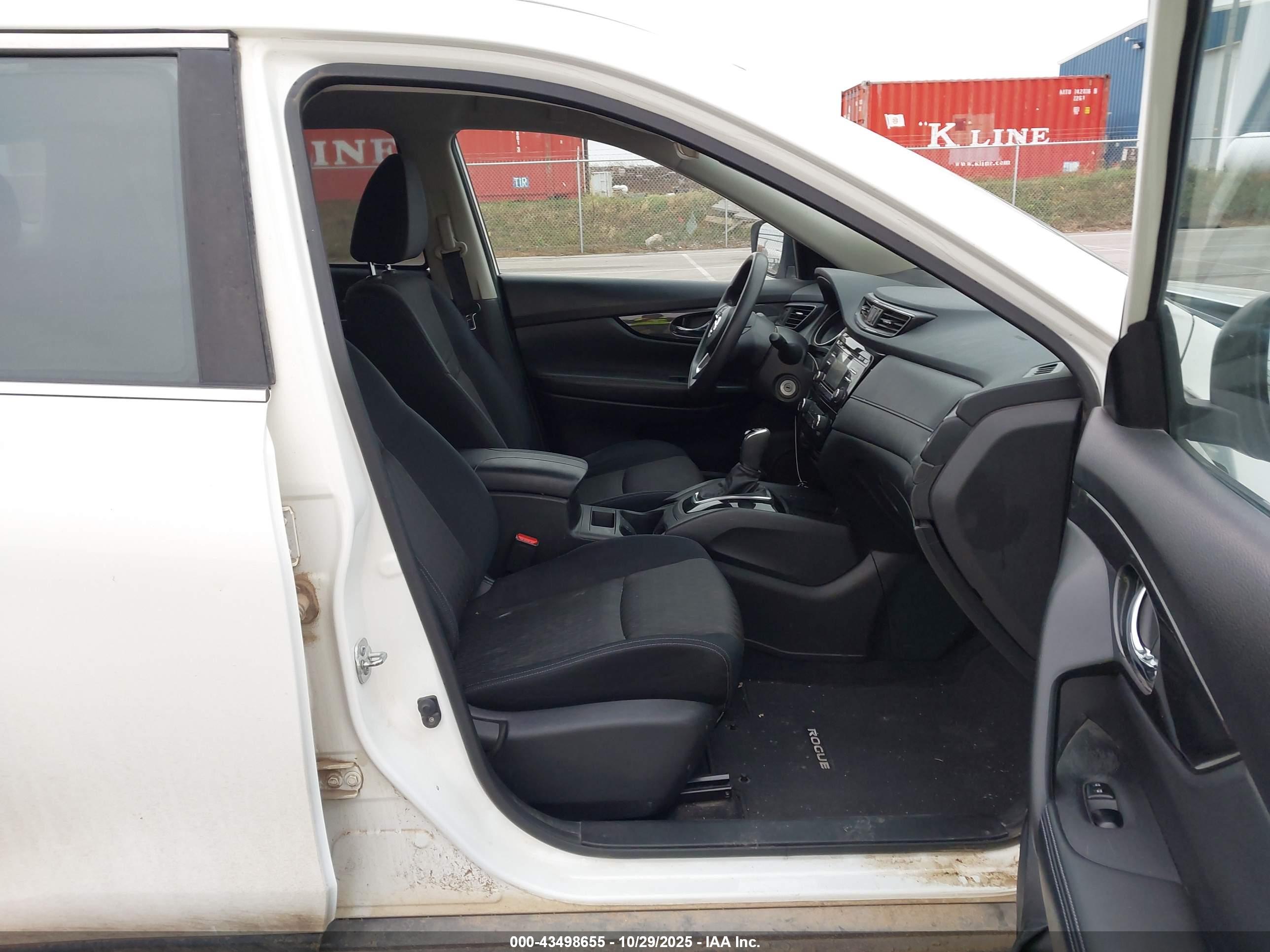 NISSAN ROGUE image 5