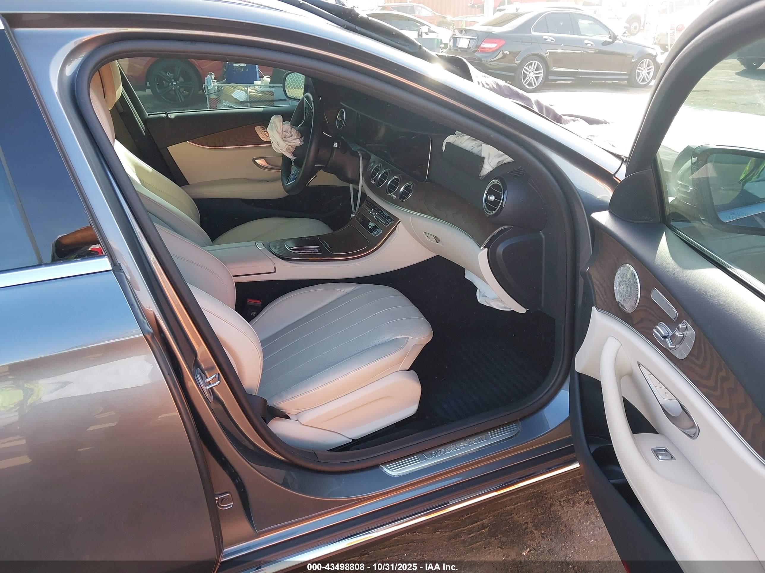 MERCEDES-BENZ E image 5