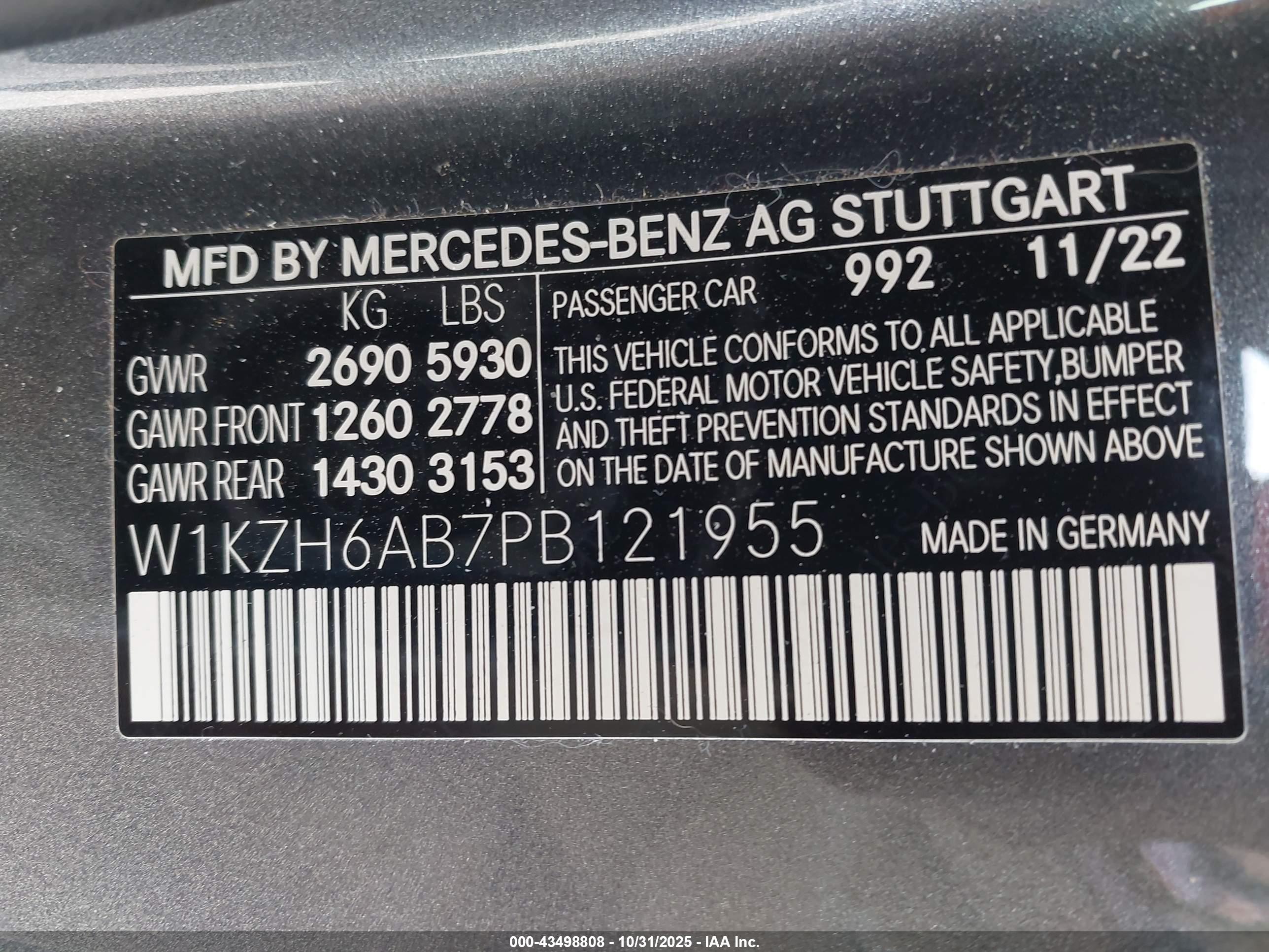 MERCEDES-BENZ E image 9