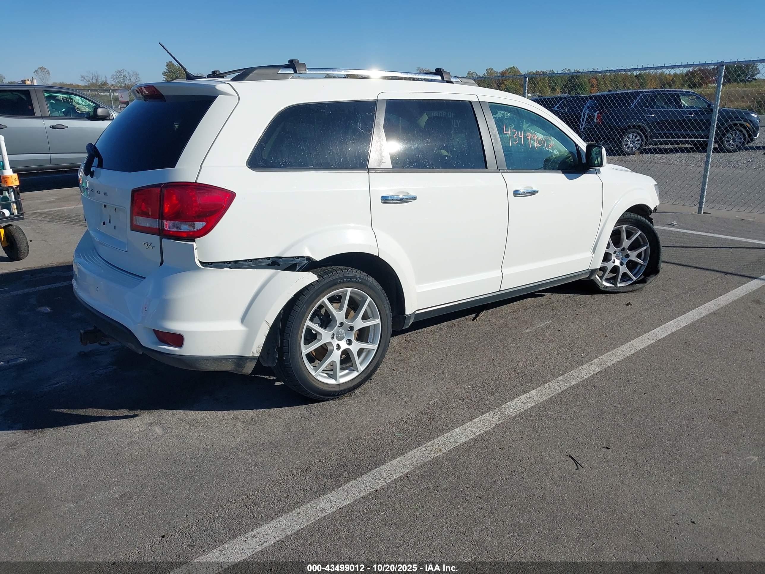 DODGE JOURNEY image 4