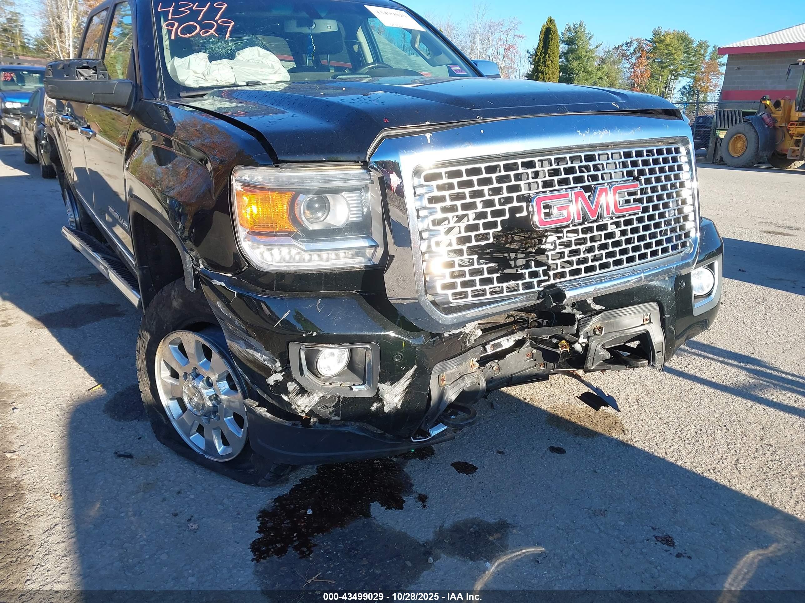 GMC SIERRA image 6