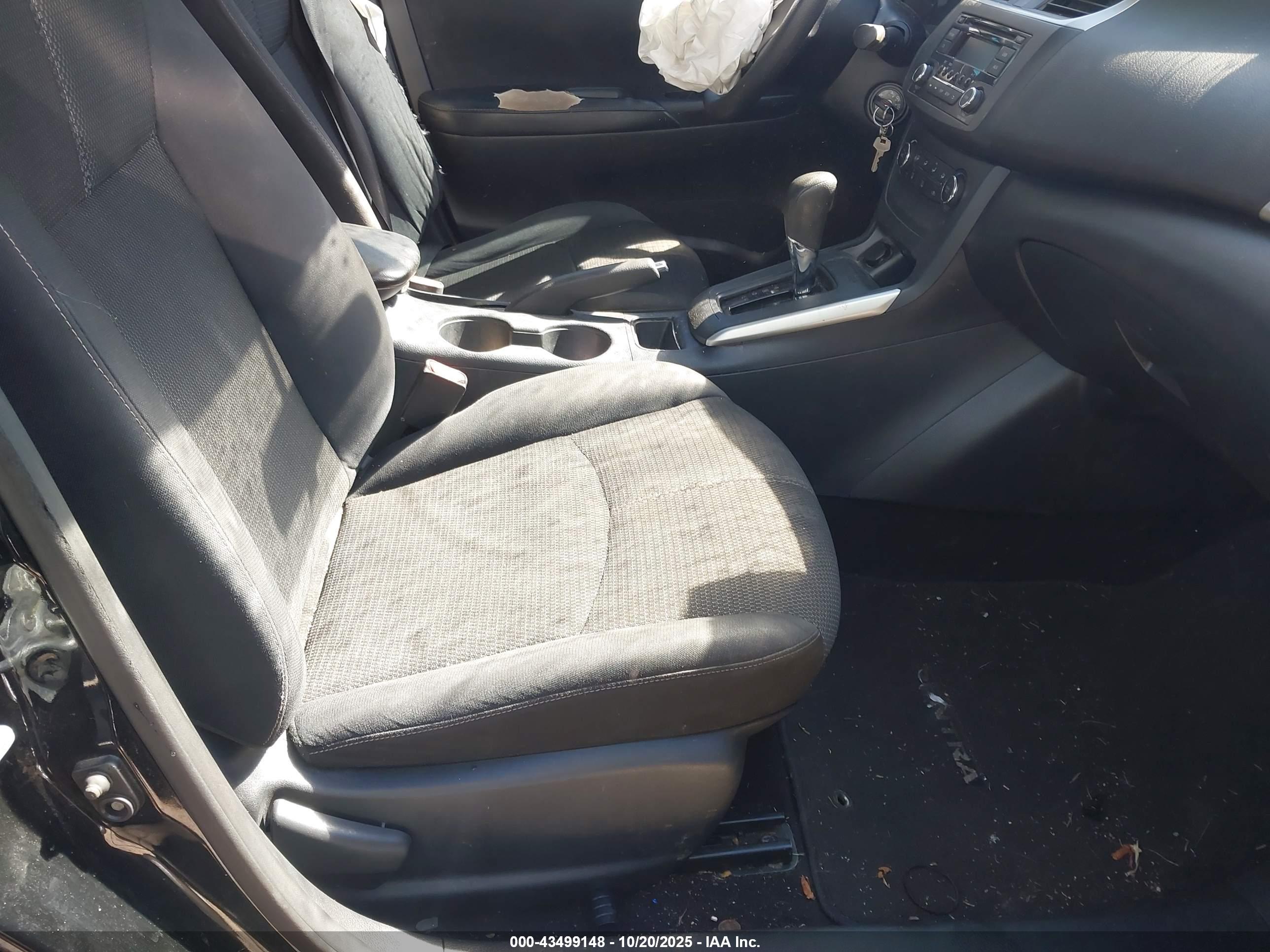 NISSAN SENTRA image 5