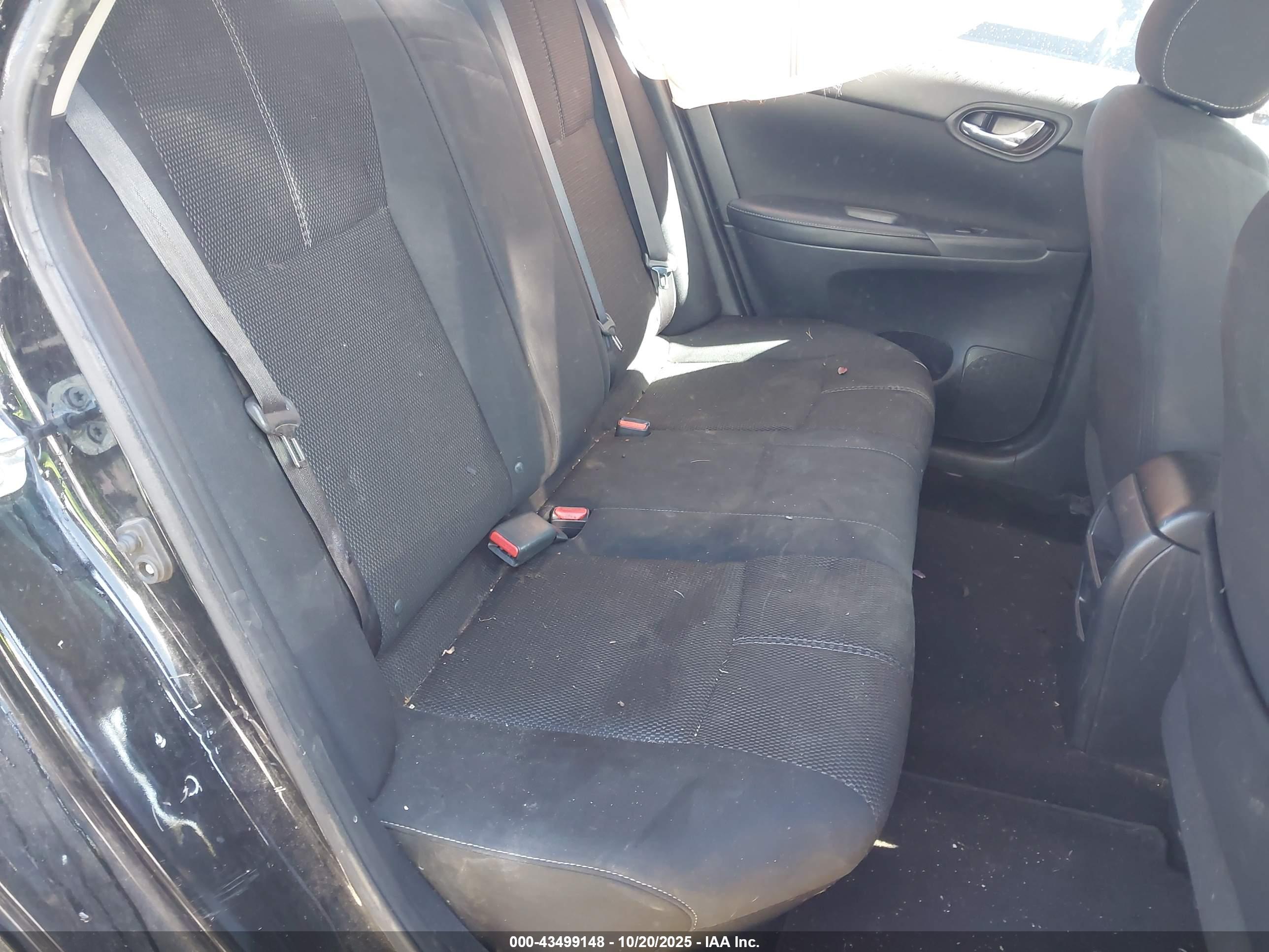 NISSAN SENTRA image 8