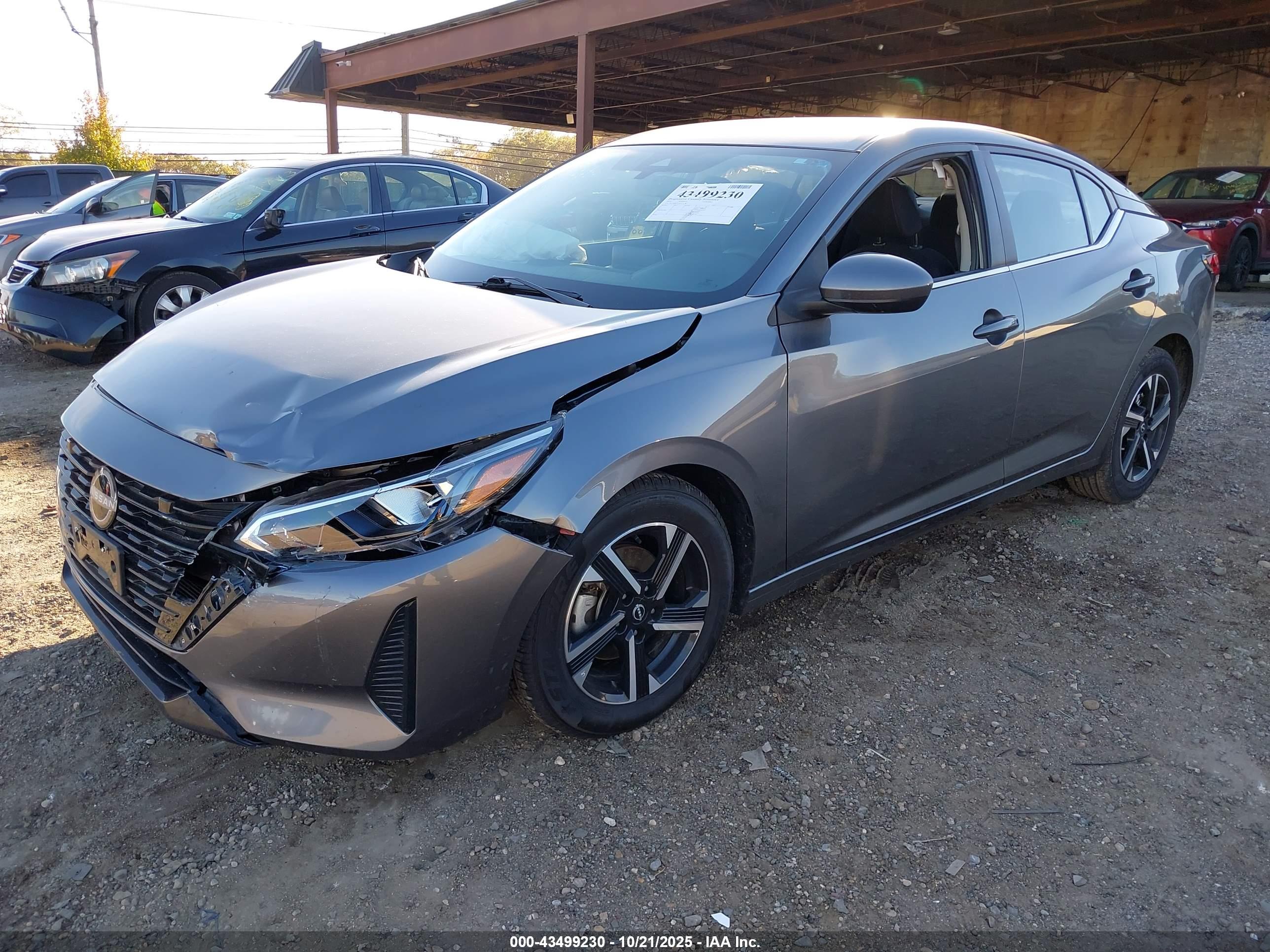 NISSAN SENTRA image 2