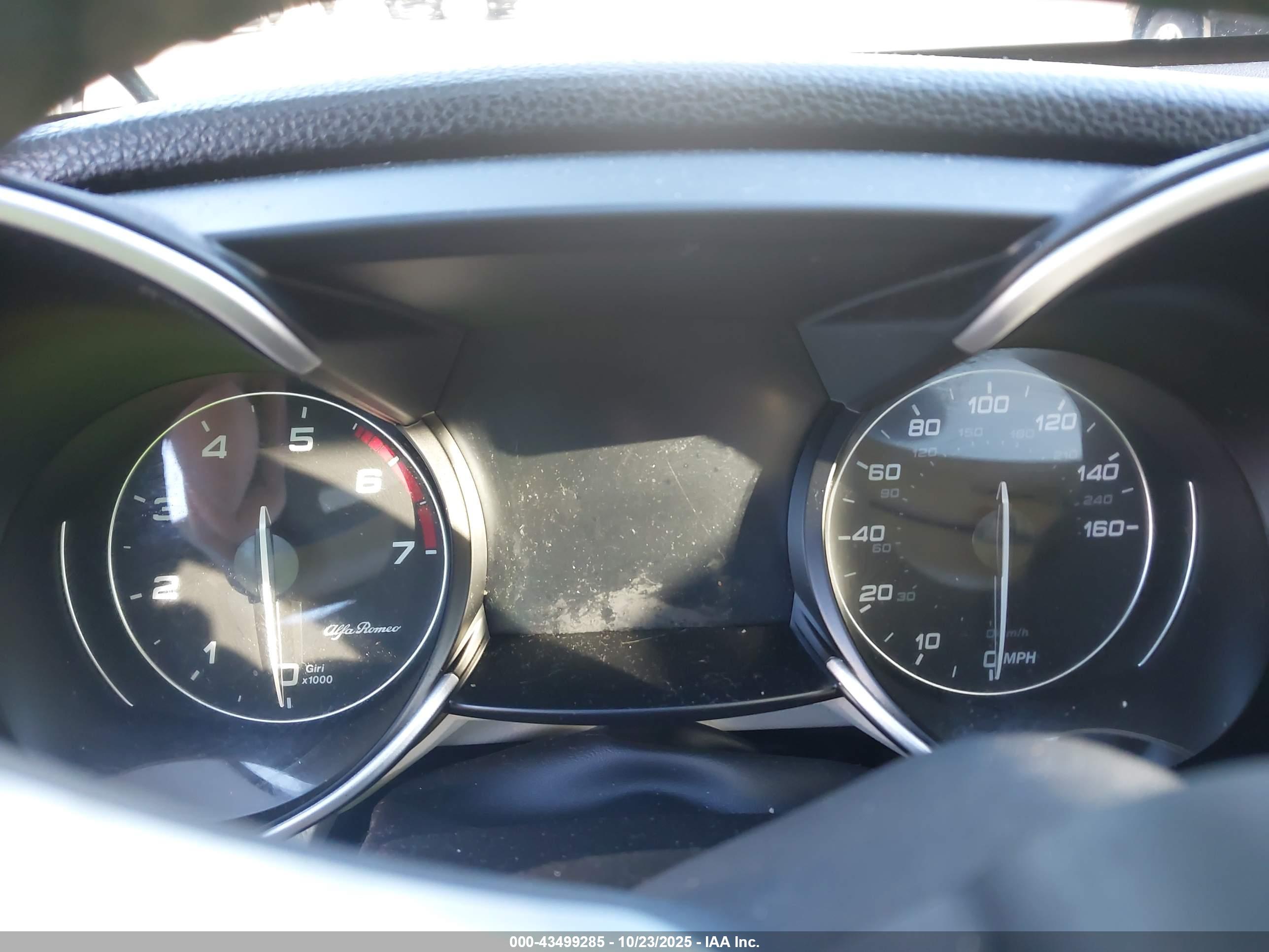 ALFA ROMEO image 7