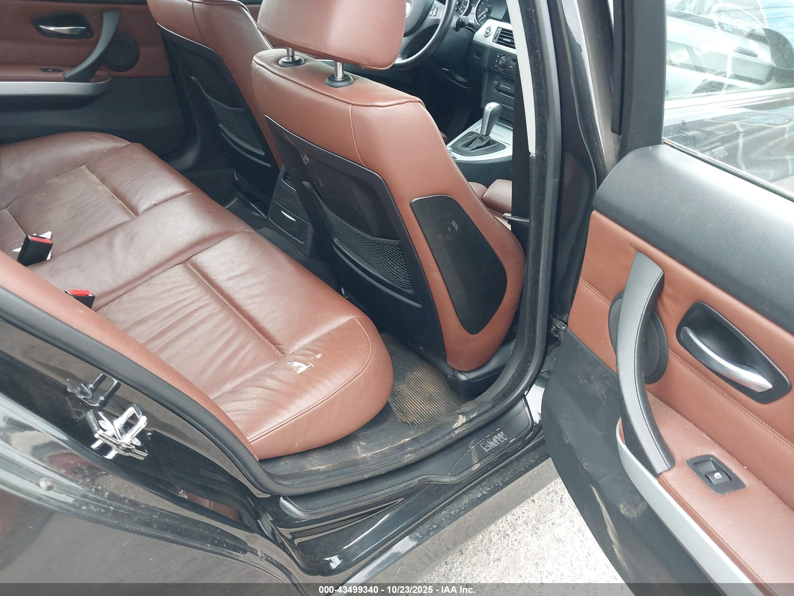 BMW 330I image 8