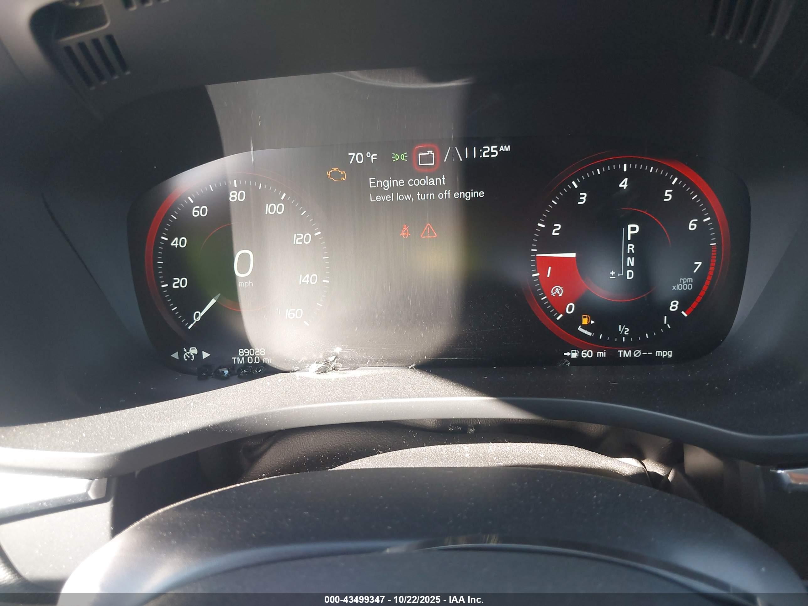 VOLVO XC60 image 7