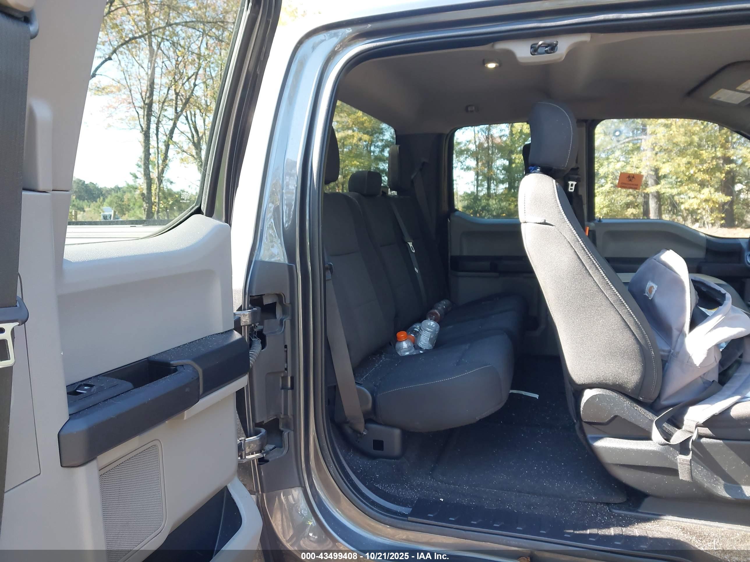FORD F-150 image 8