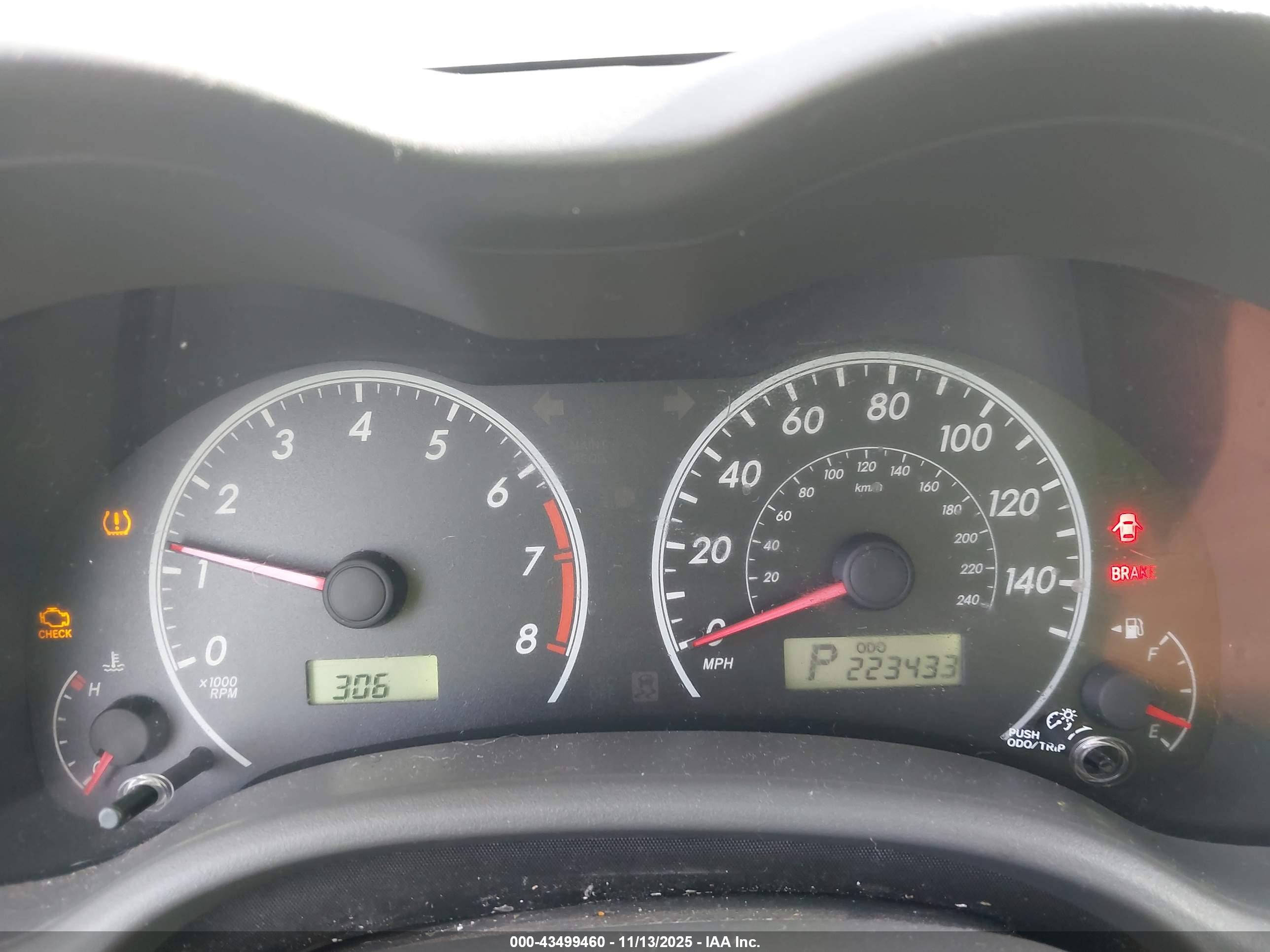 TOYOTA COROLLA image 7