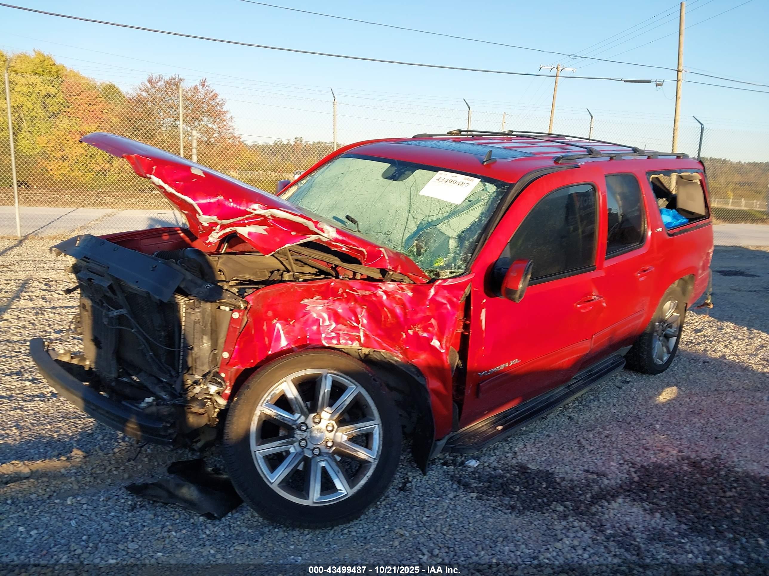 GMC YUKON image 2