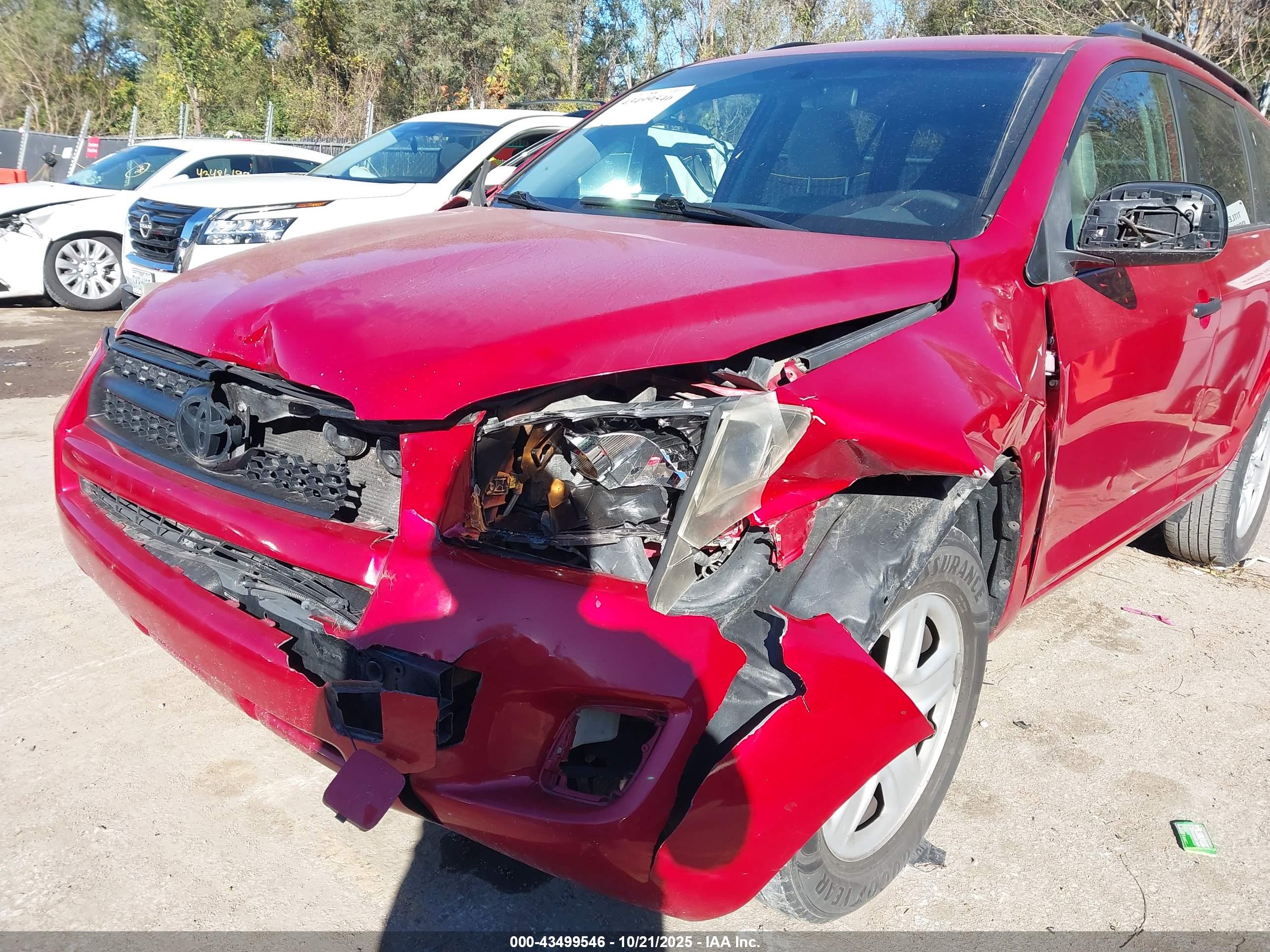TOYOTA RAV4 image 6