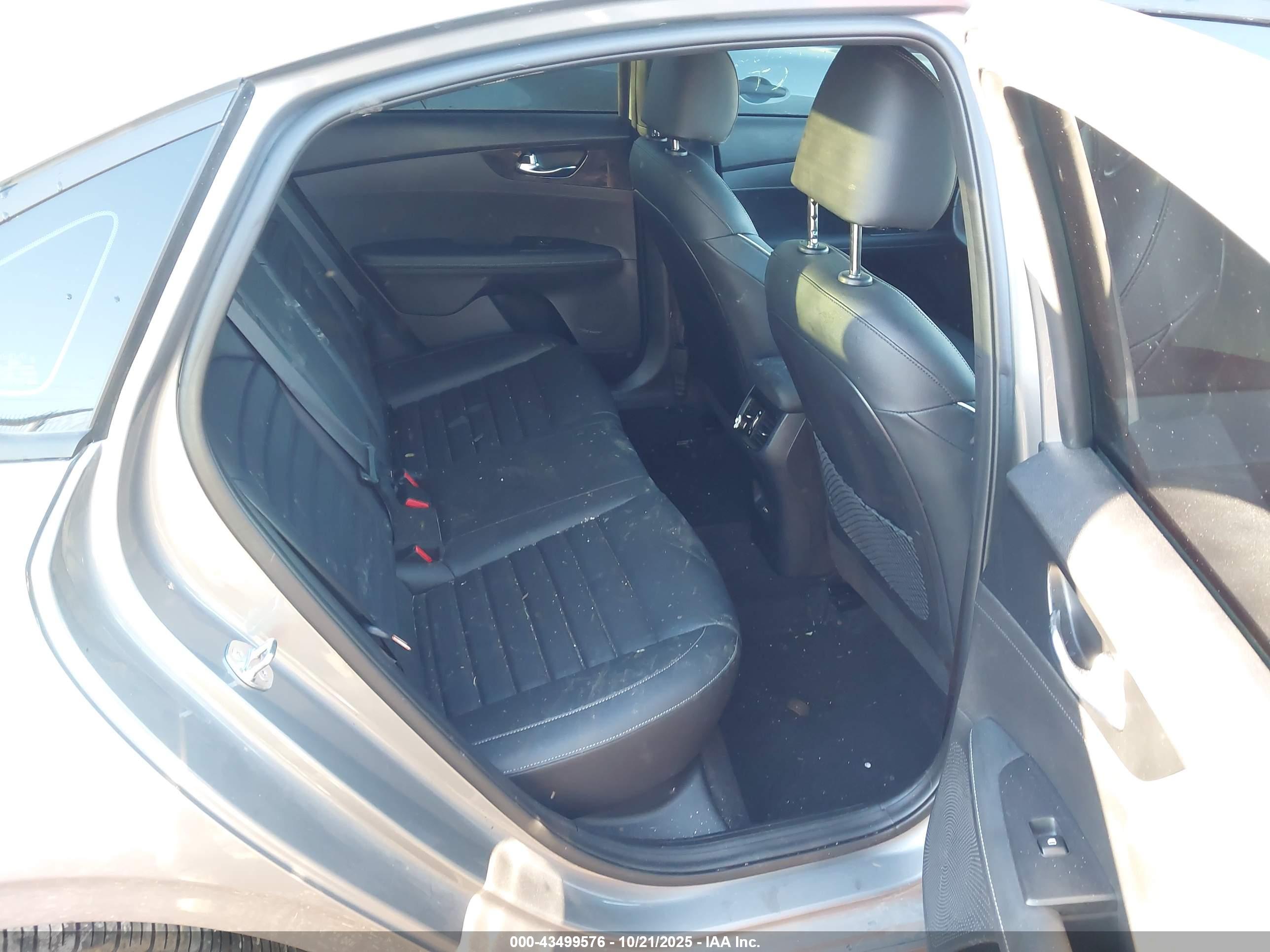KIA FORTE image 8