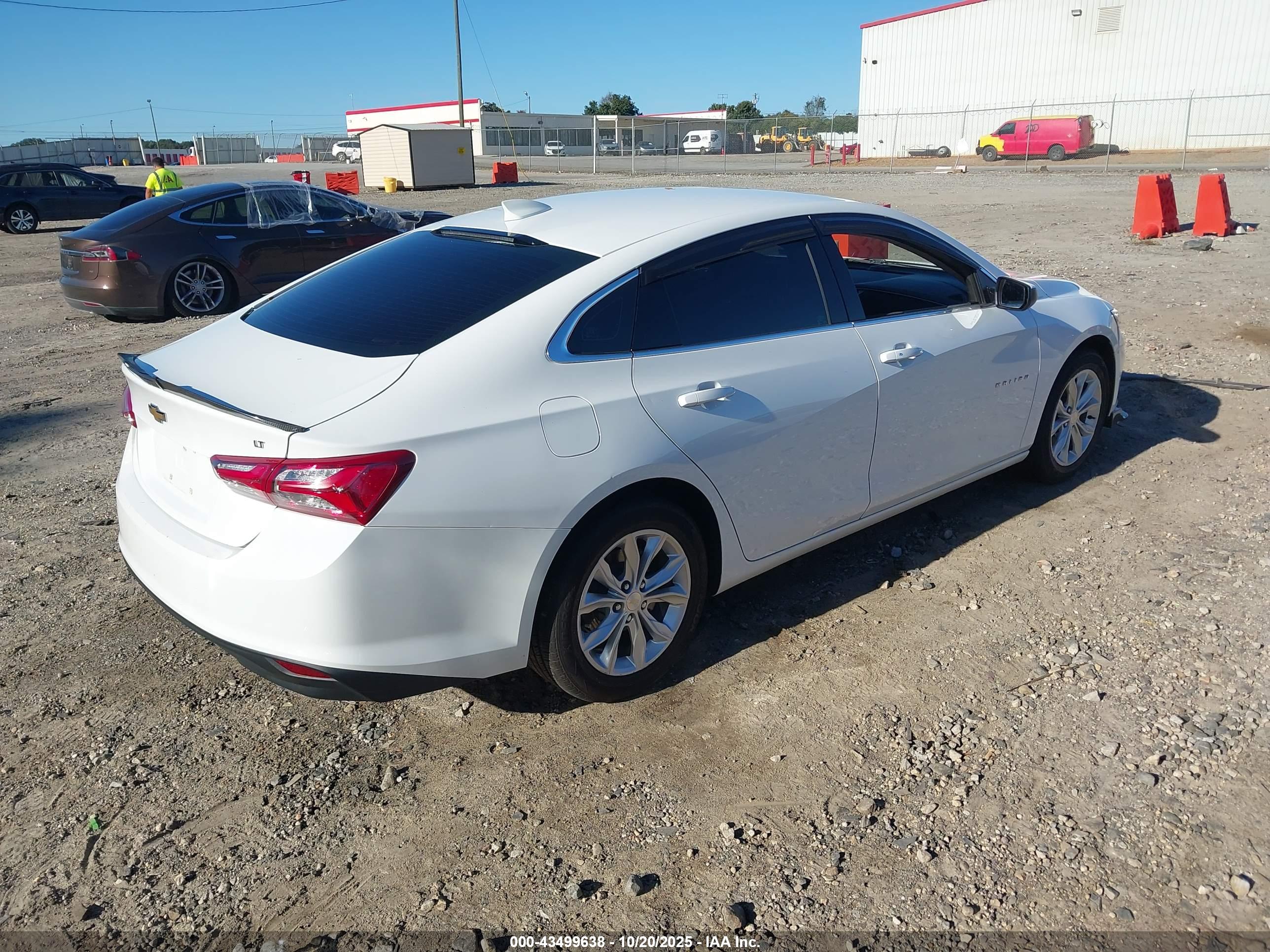 CHEVROLET MALIBU image 4