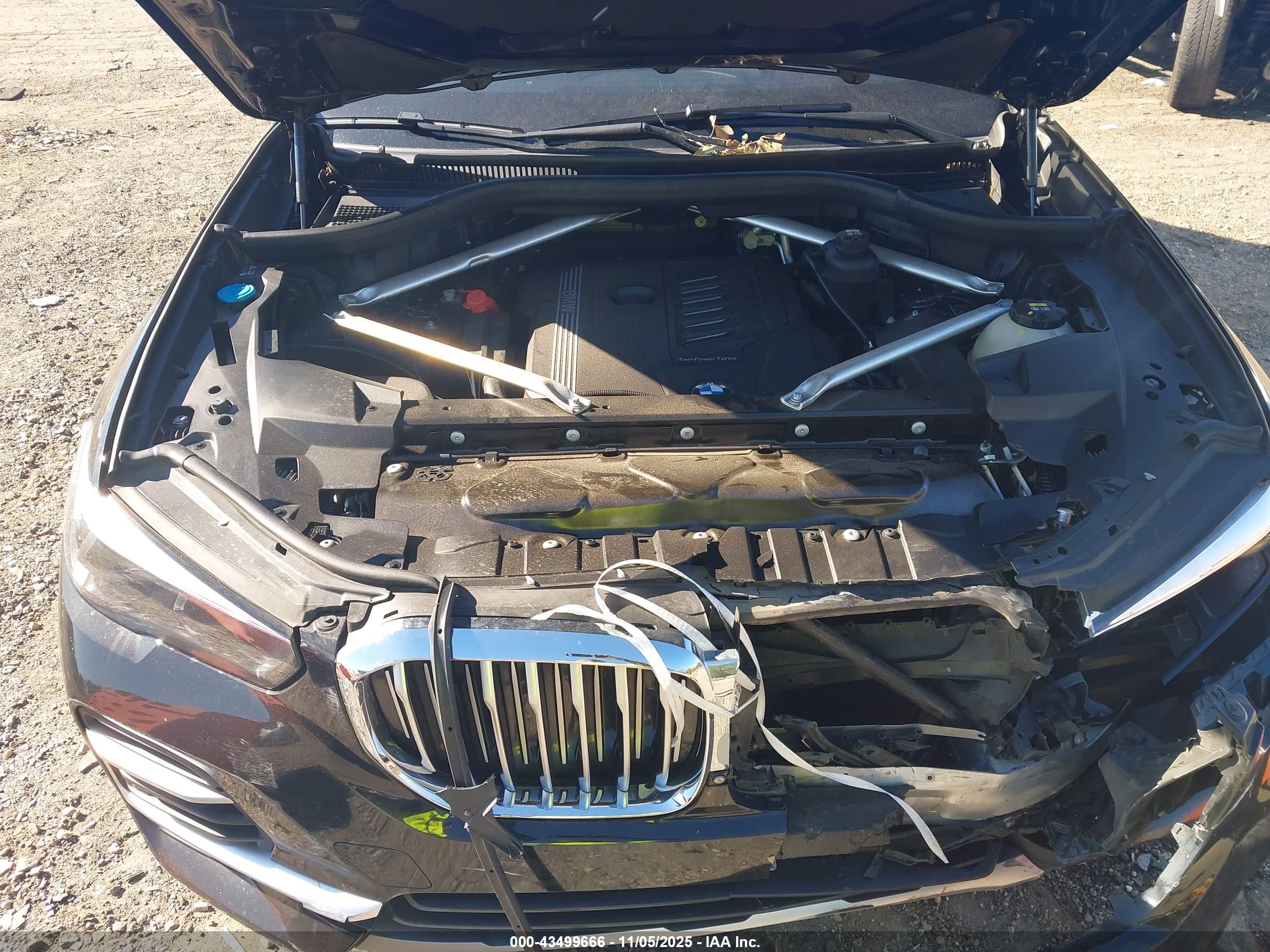 BMW X5 image 10