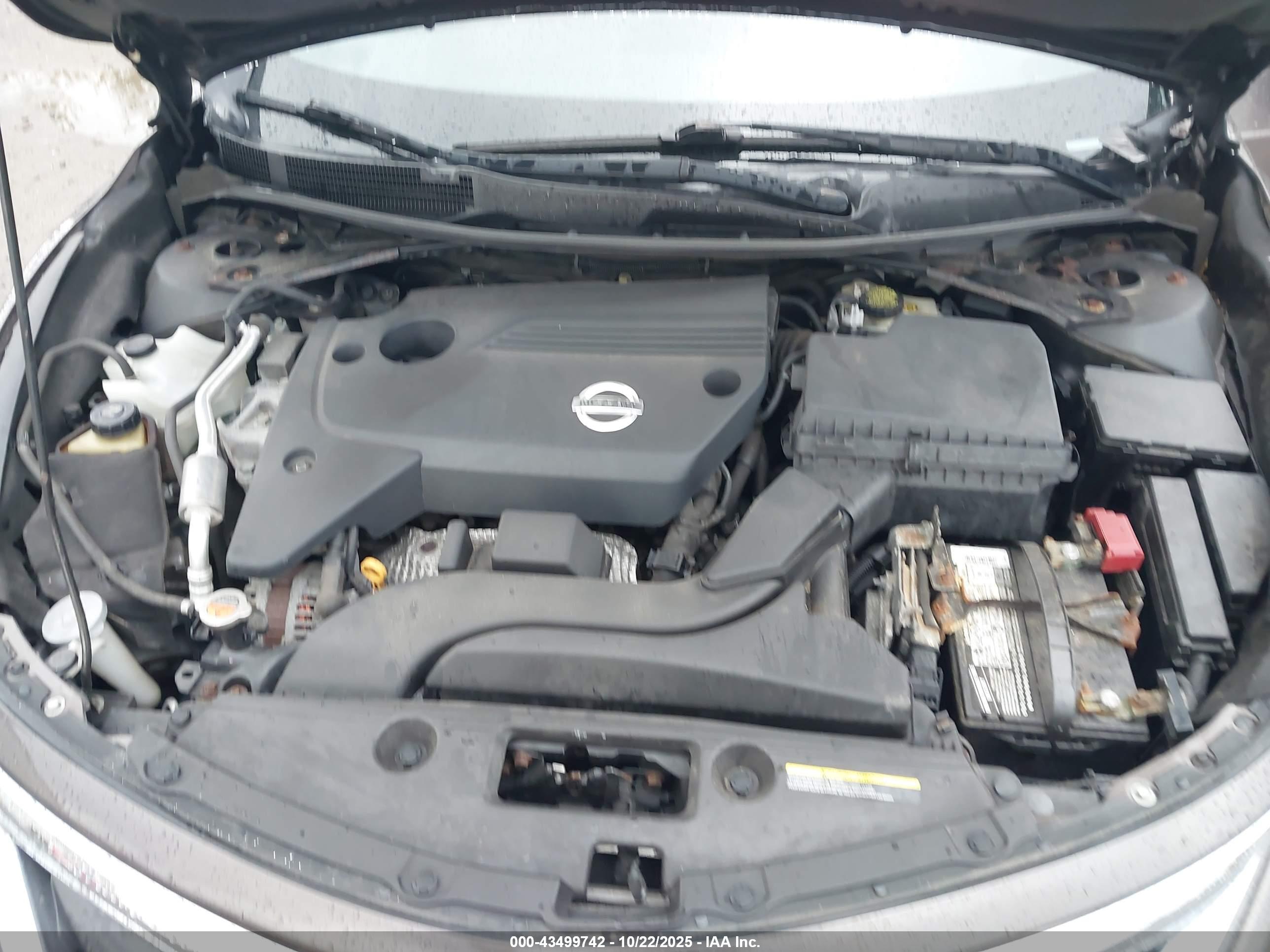 NISSAN ALTIMA image 10