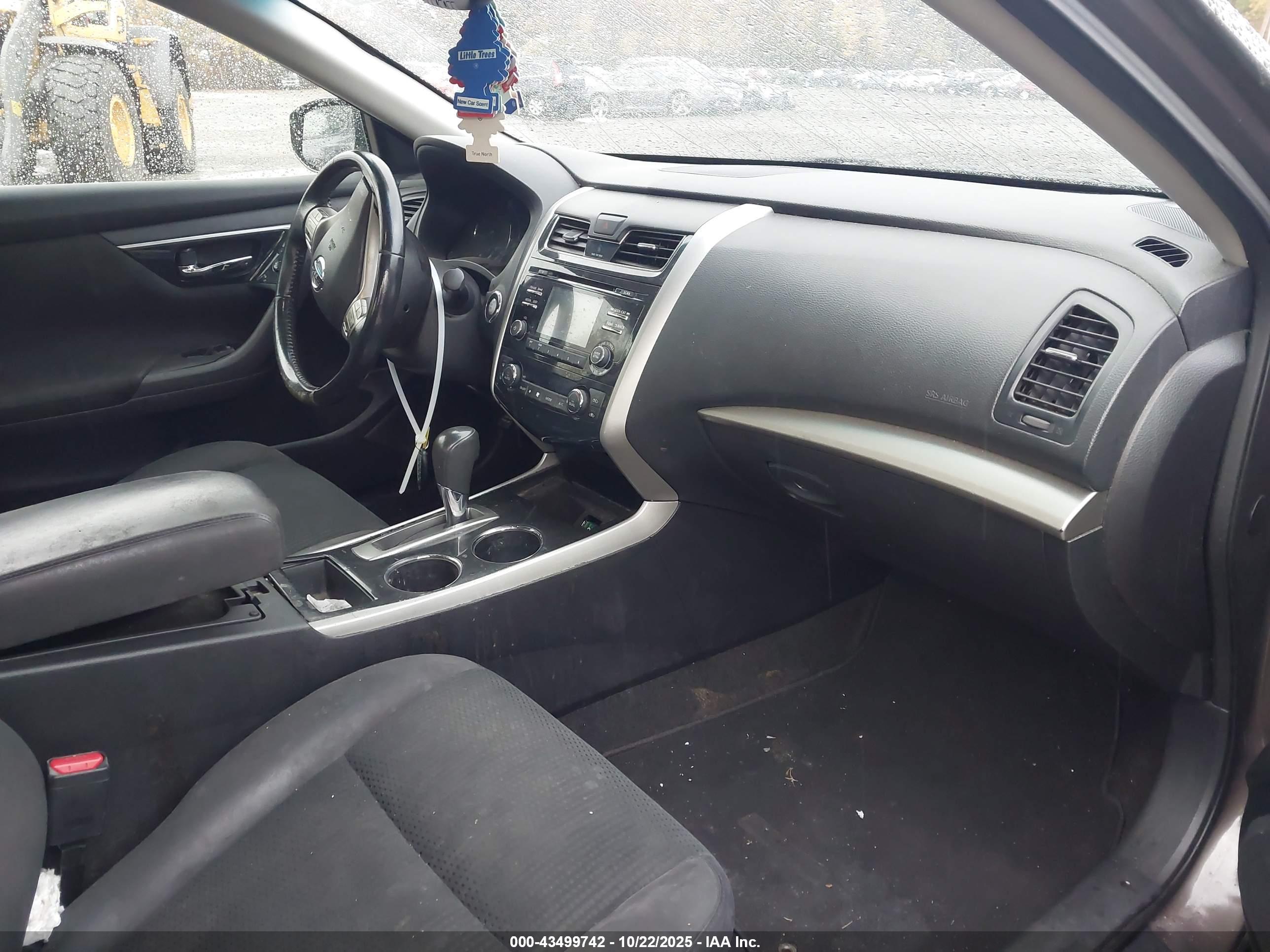 NISSAN ALTIMA image 5