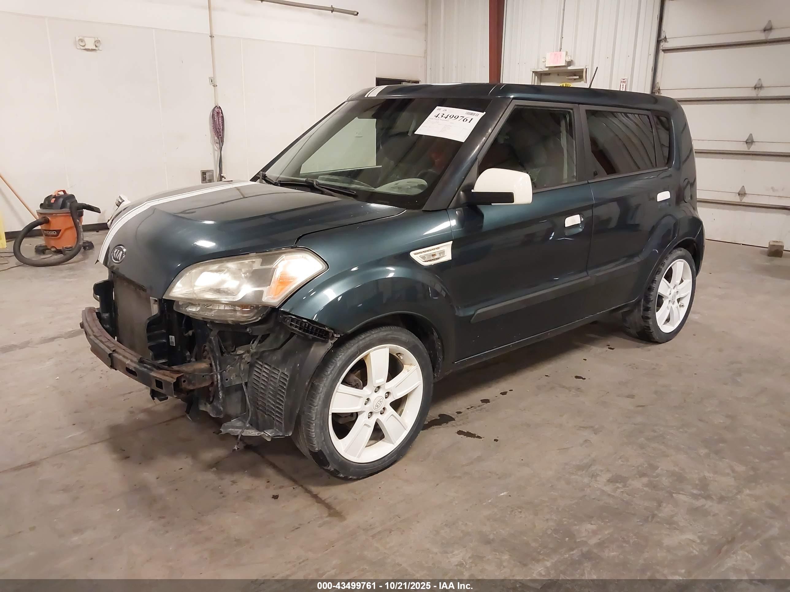 KIA SOUL image 2