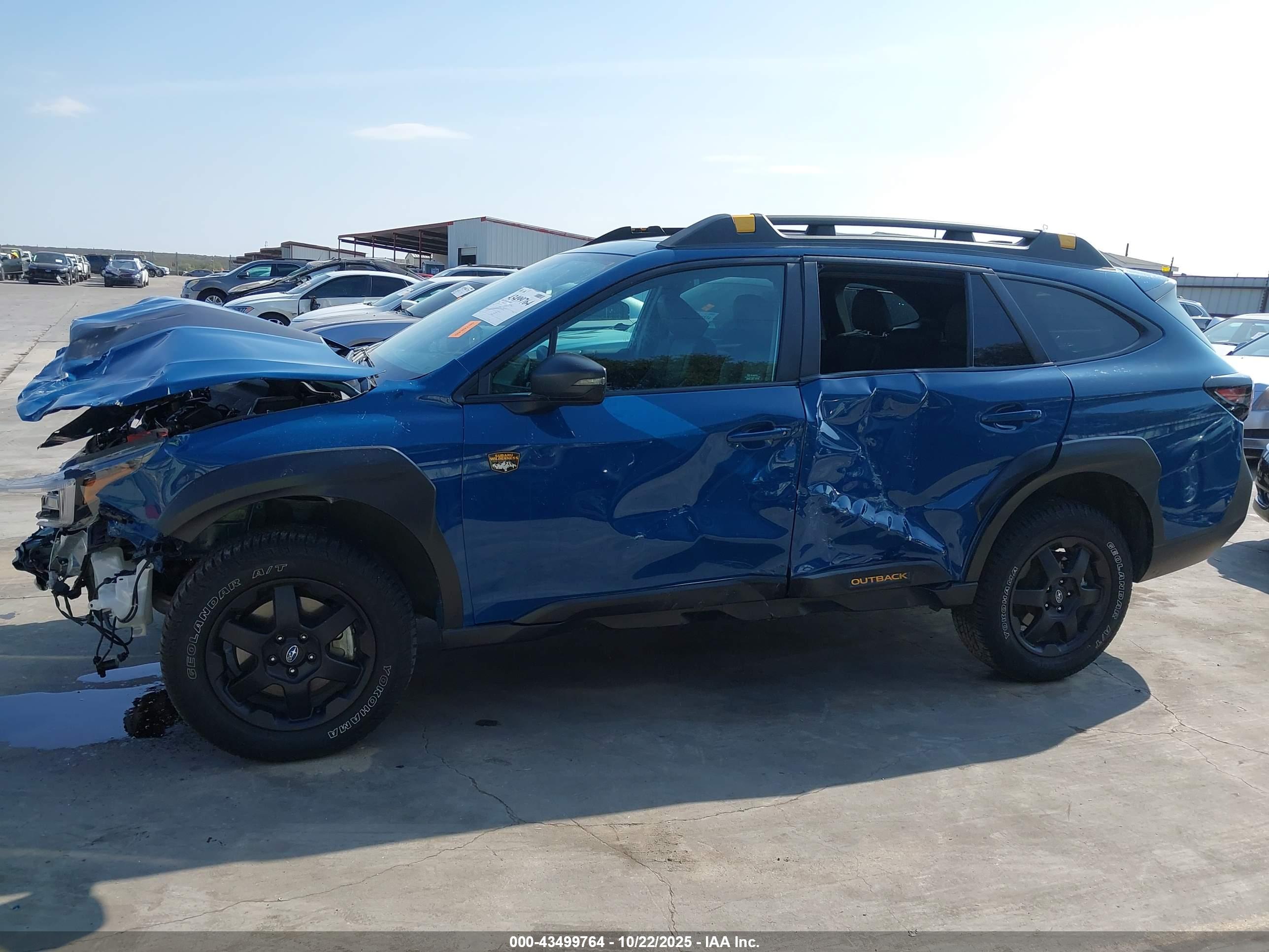 SUBARU OUTBACK image 6