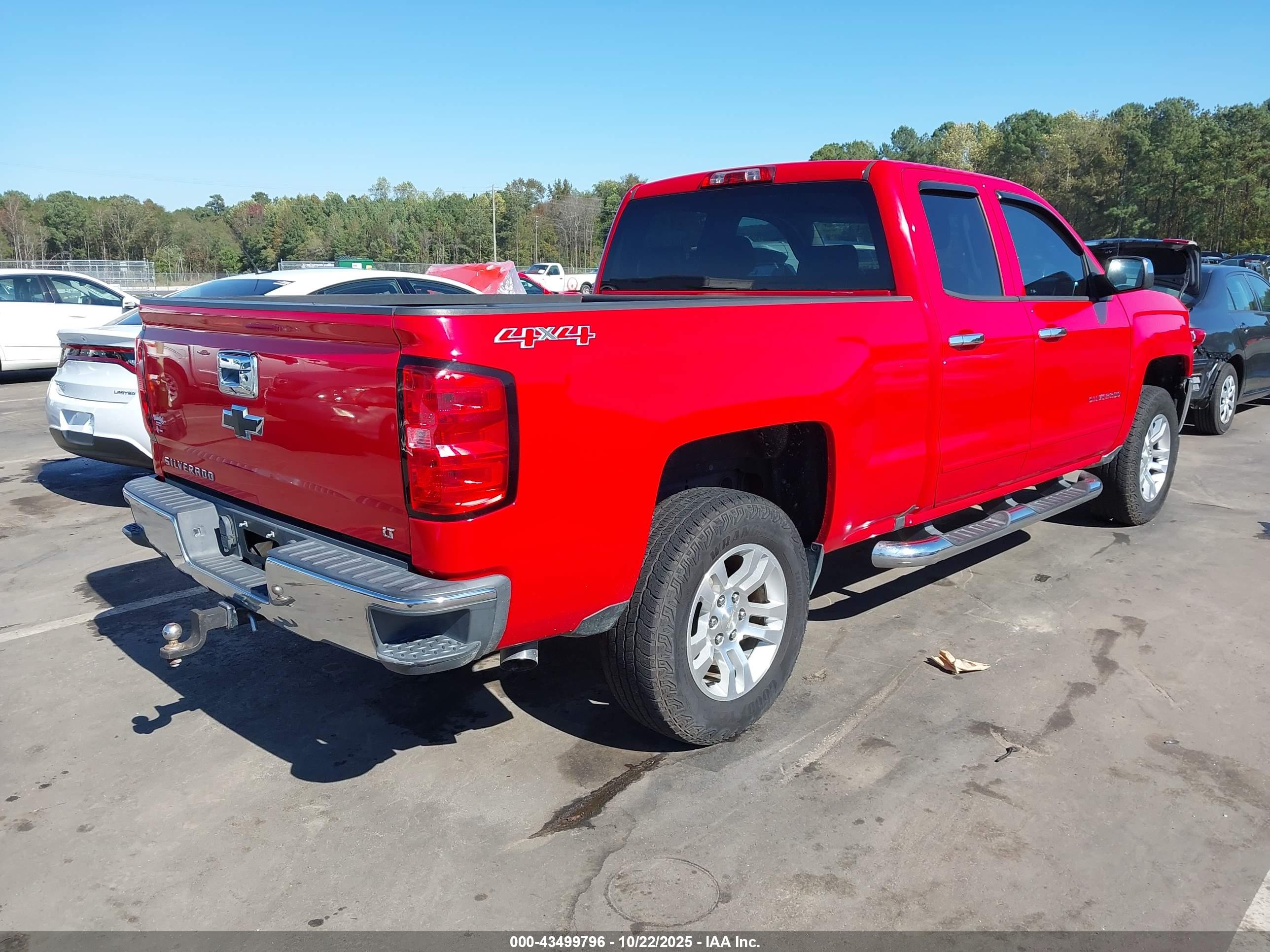 CHEVROLET SILVERADO image 4