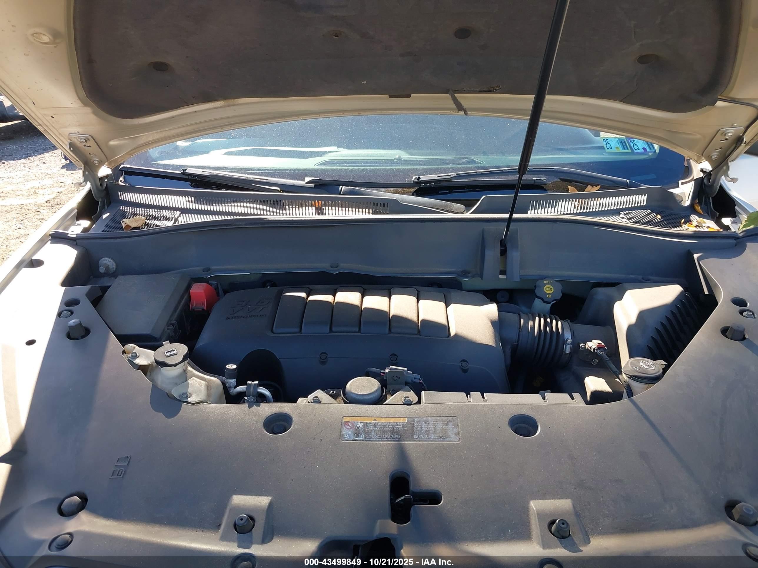 GMC ACADIA image 10