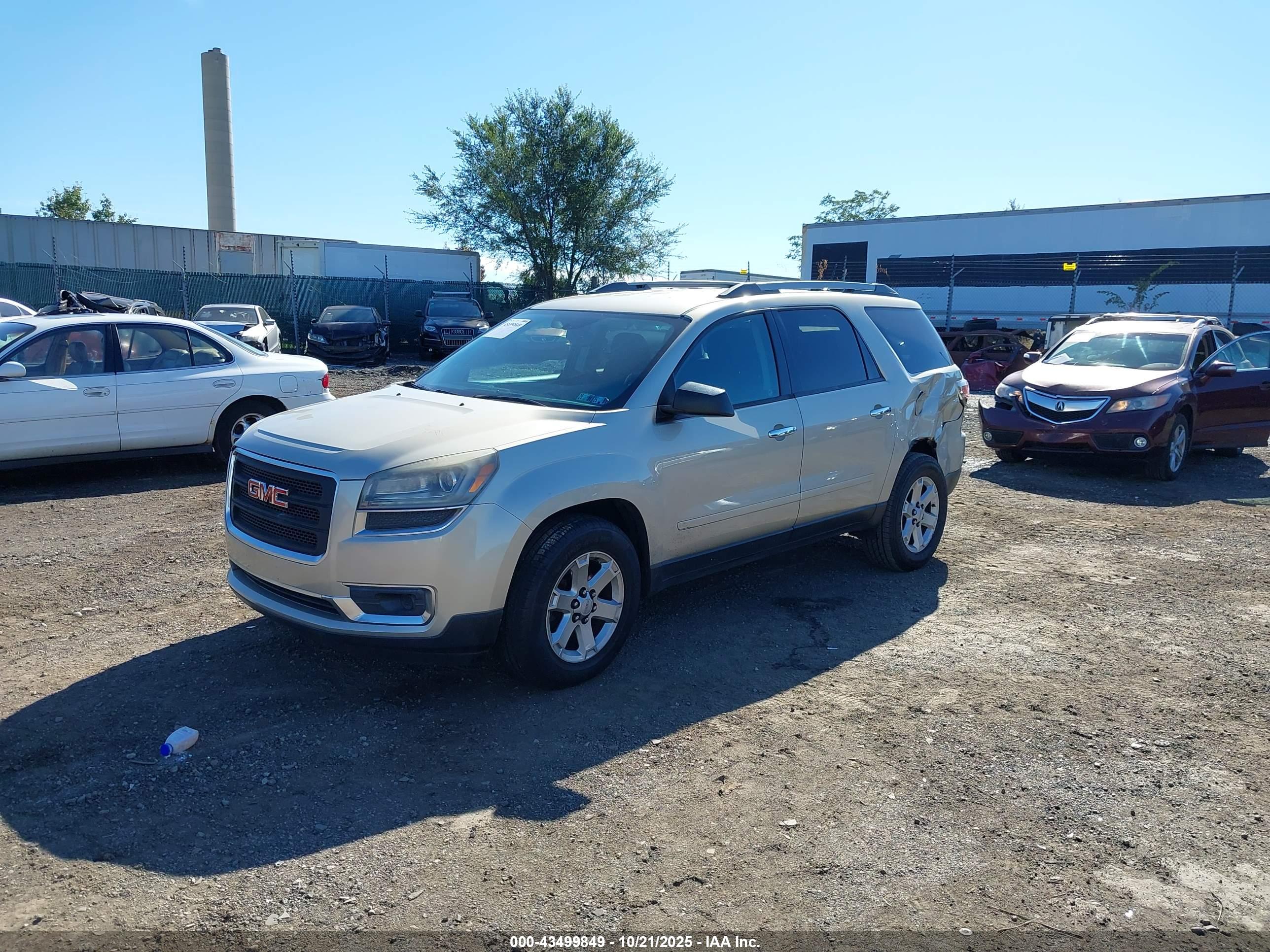 GMC ACADIA image 2