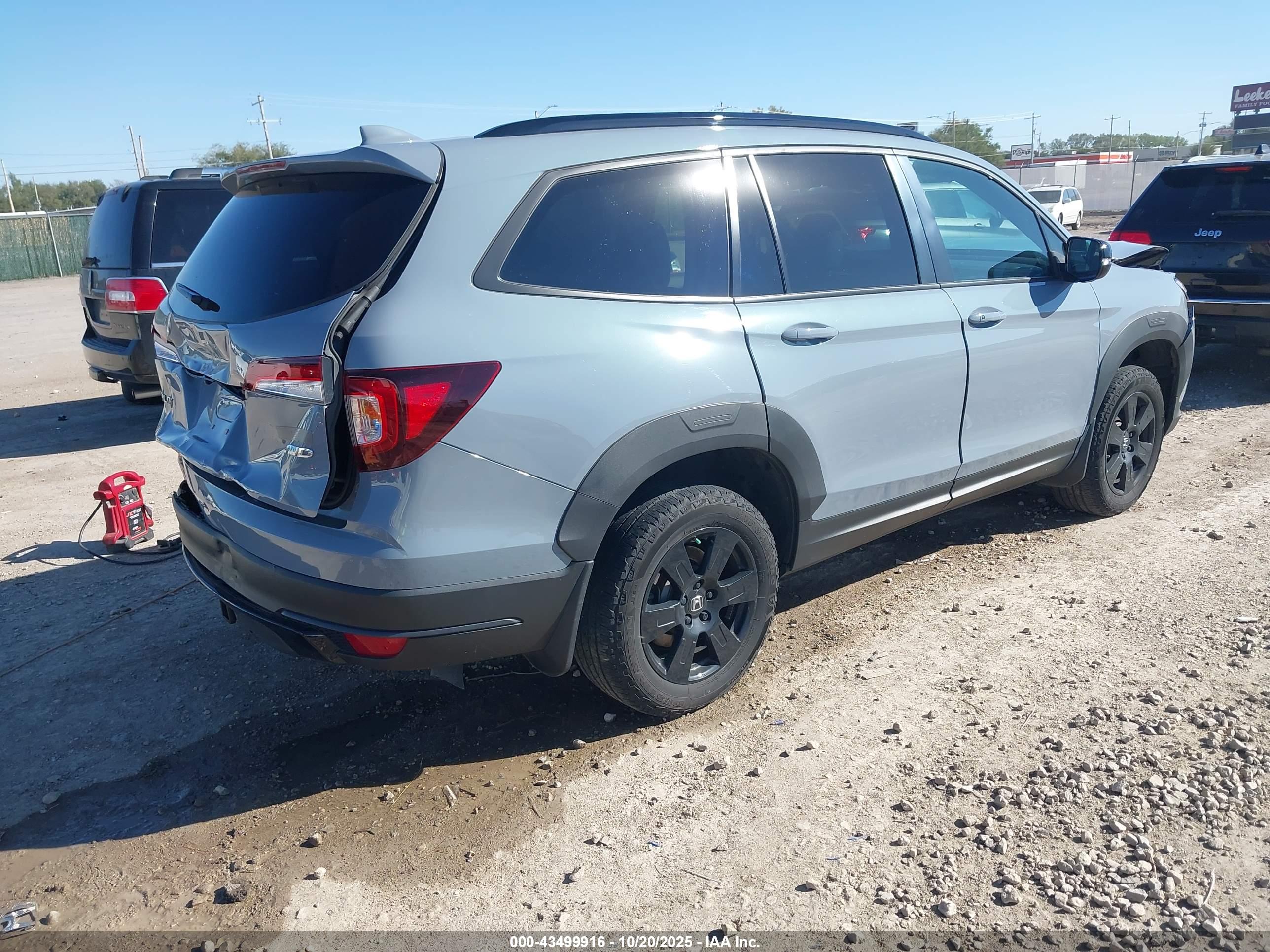 HONDA PILOT image 4