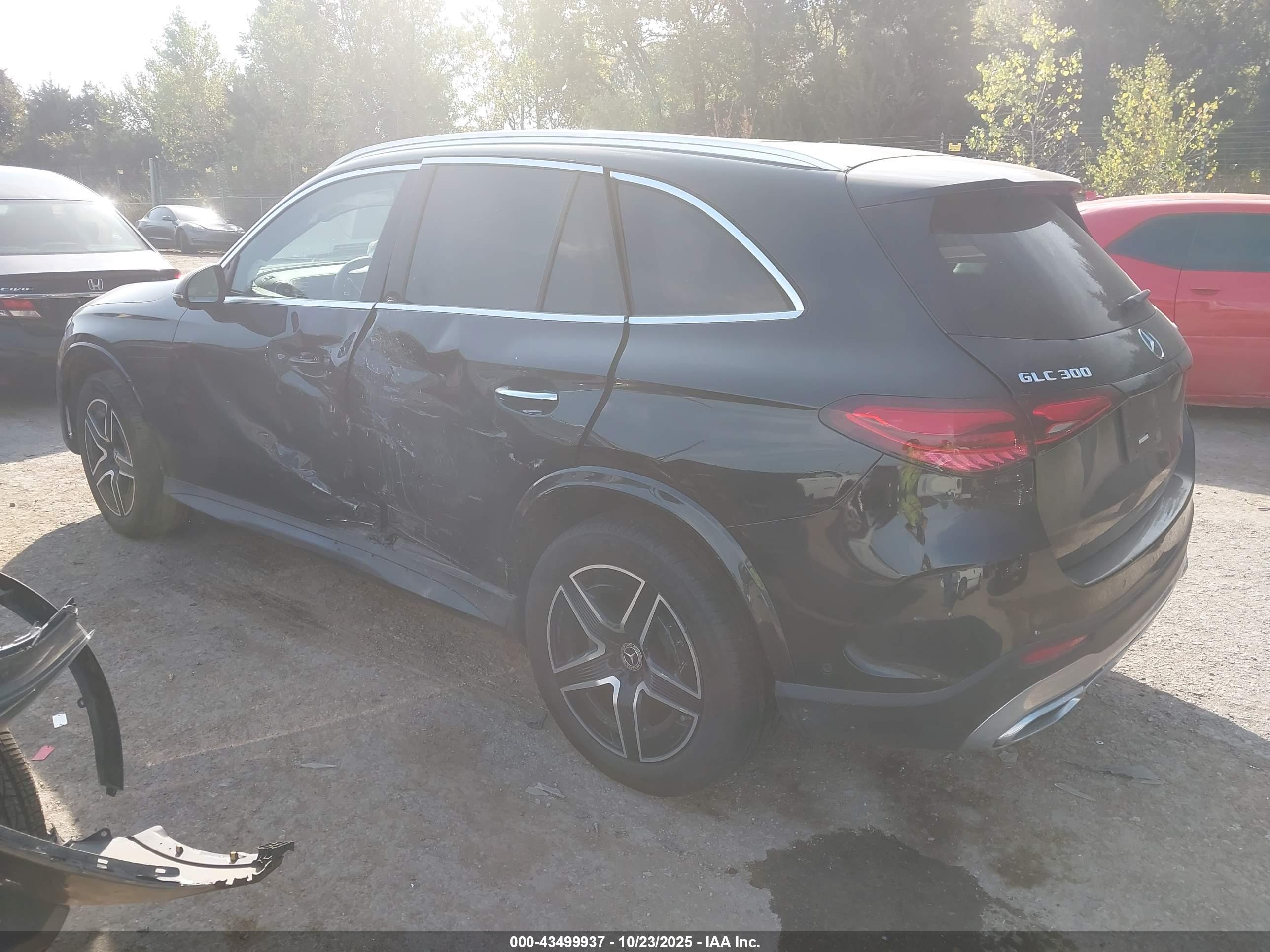 MERCEDES-BENZ GLC image 3