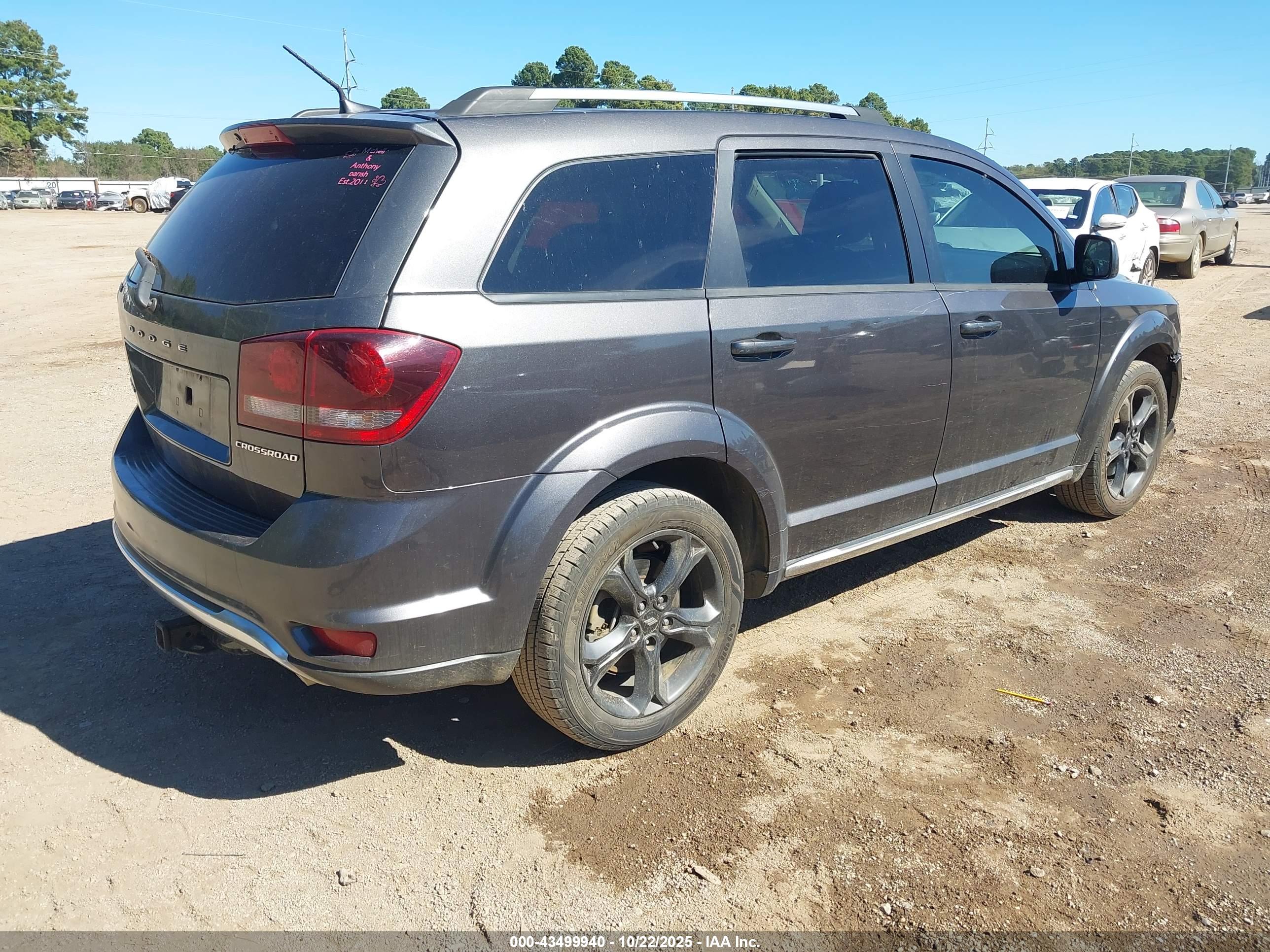 DODGE JOURNEY image 4