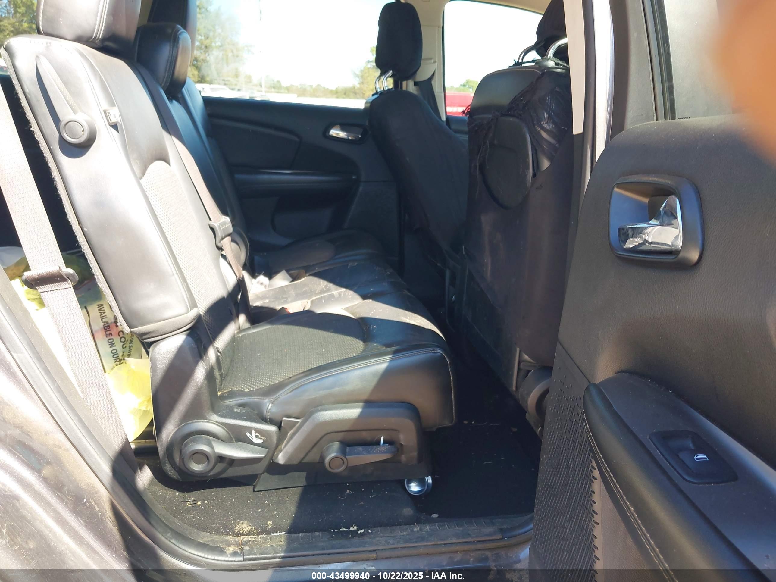 DODGE JOURNEY image 8