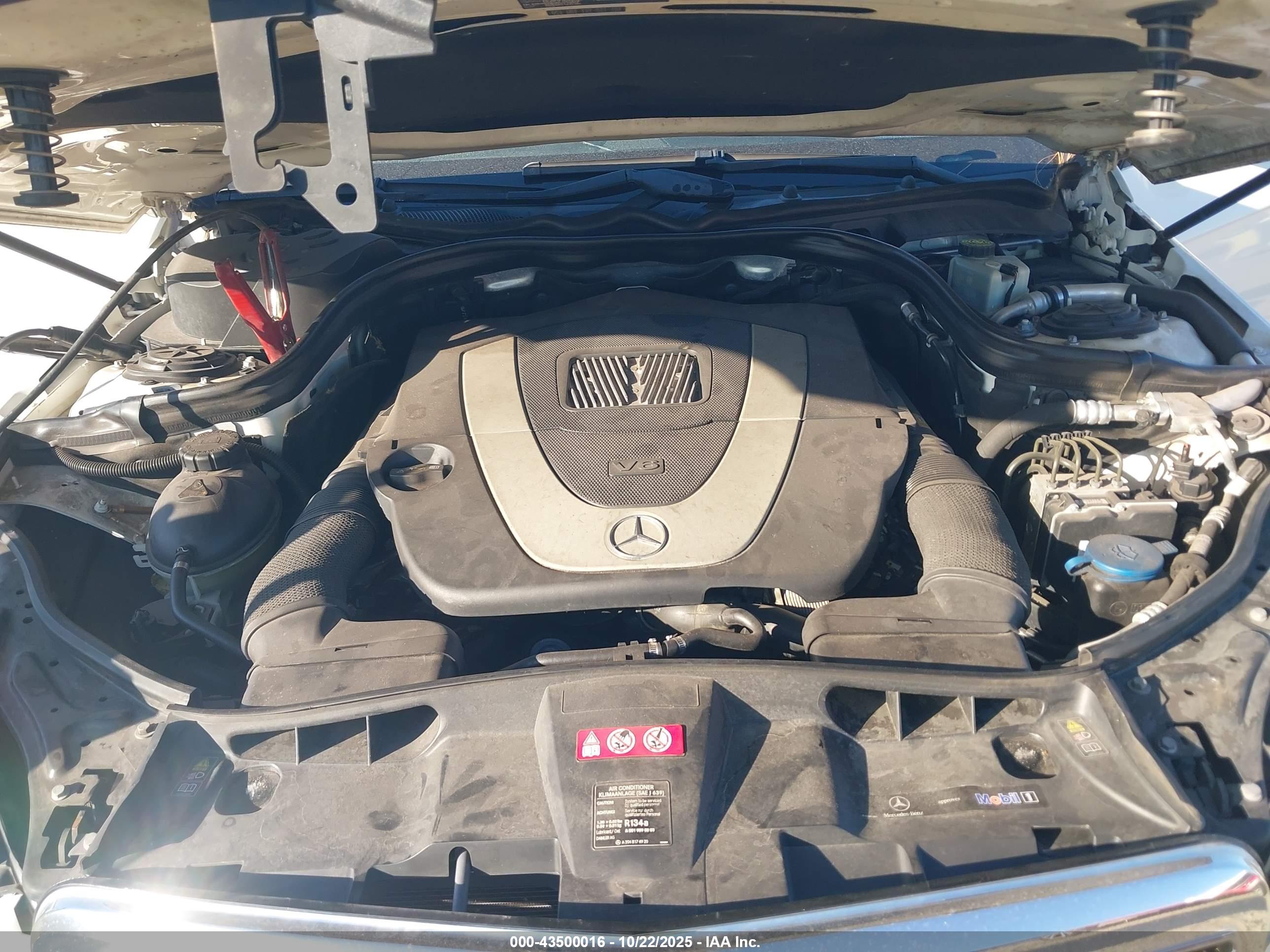 MERCEDES-BENZ E image 10