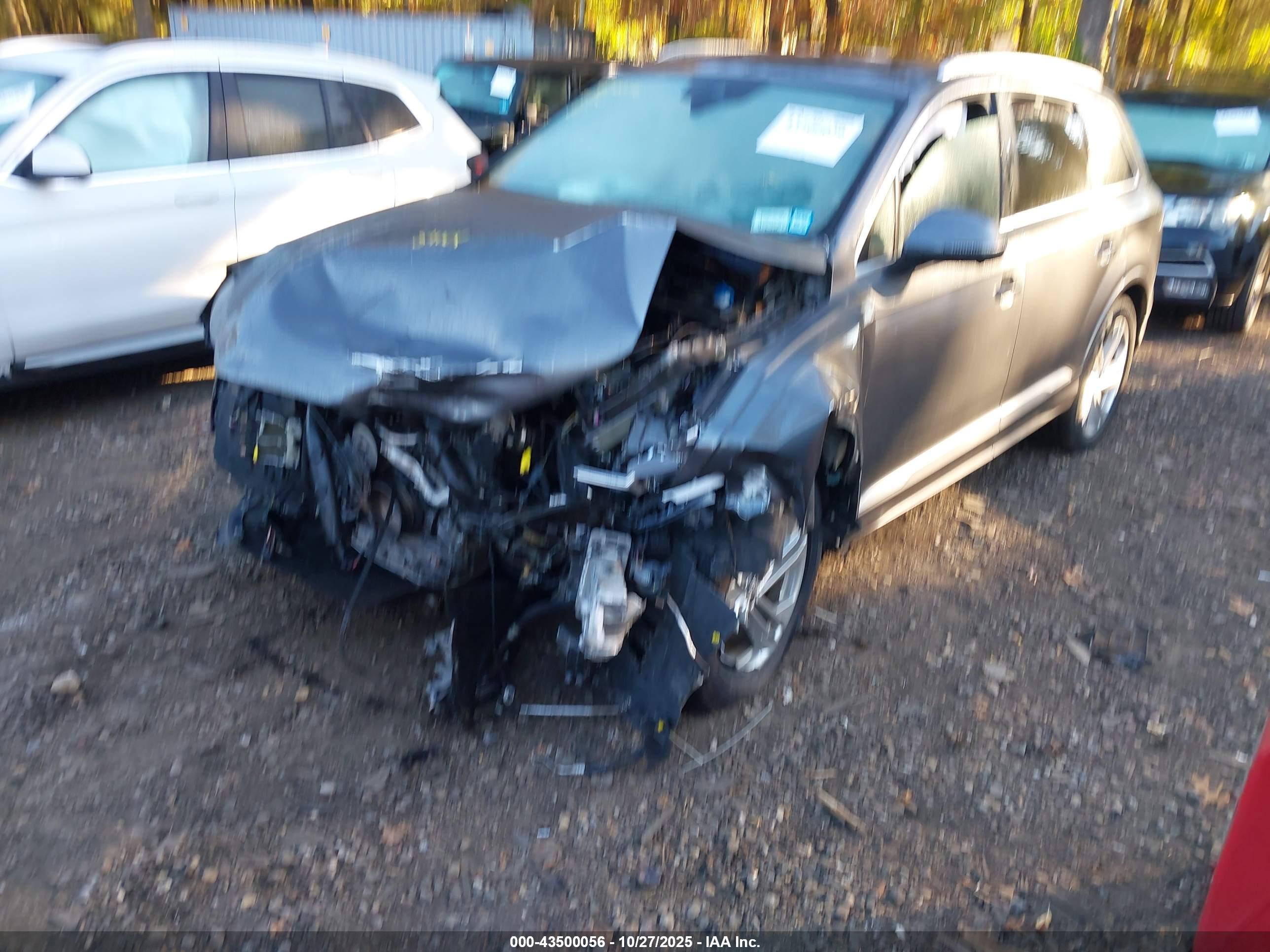 AUDI Q7 image 6
