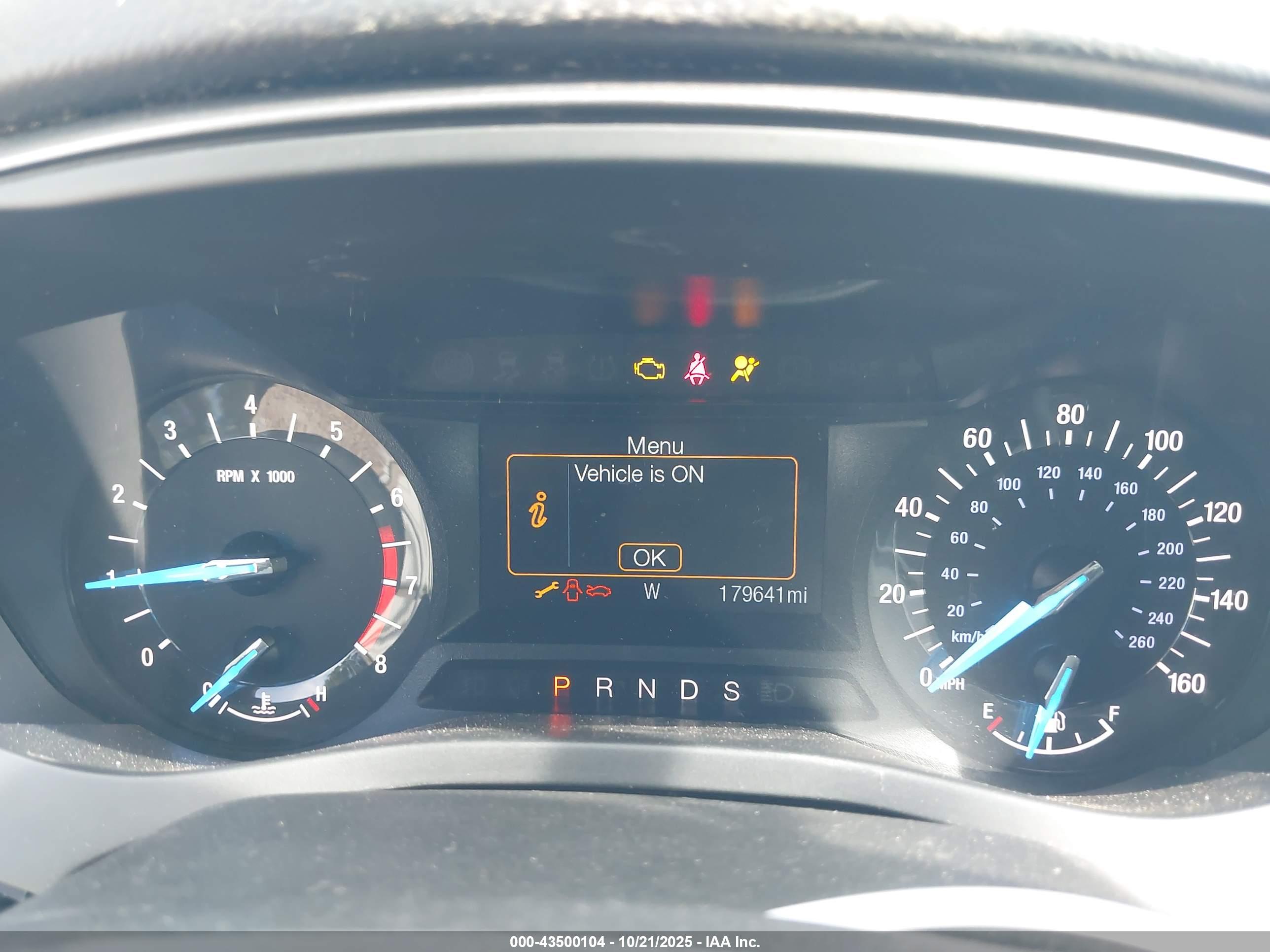 FORD FUSION image 7
