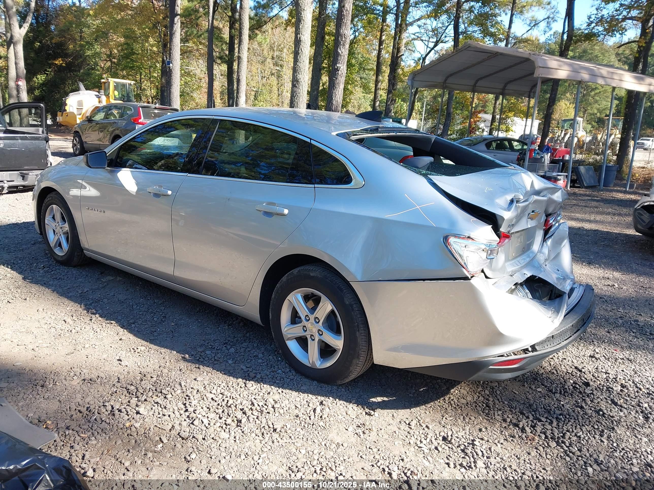 CHEVROLET MALIBU image 3