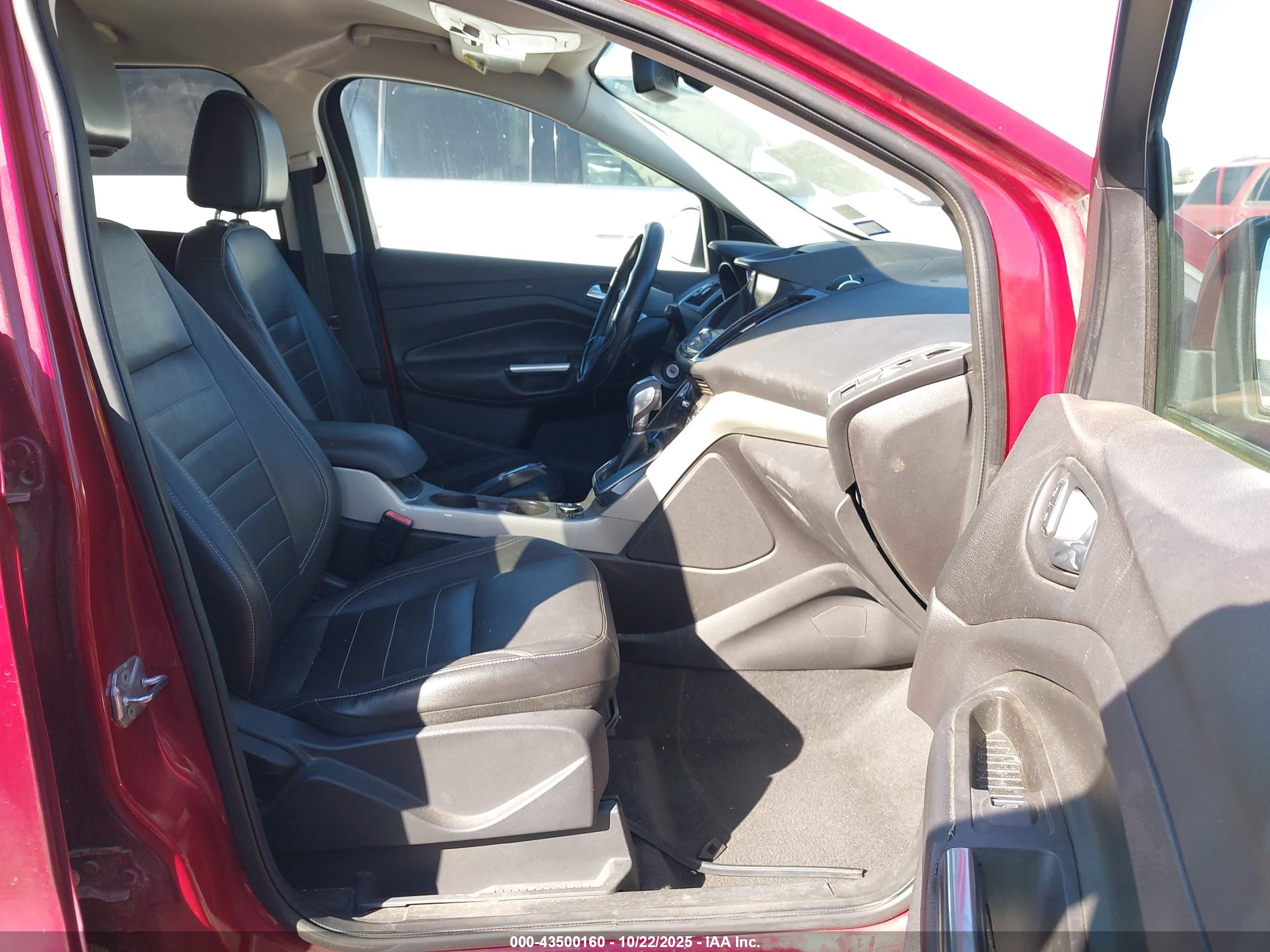 FORD ESCAPE image 5