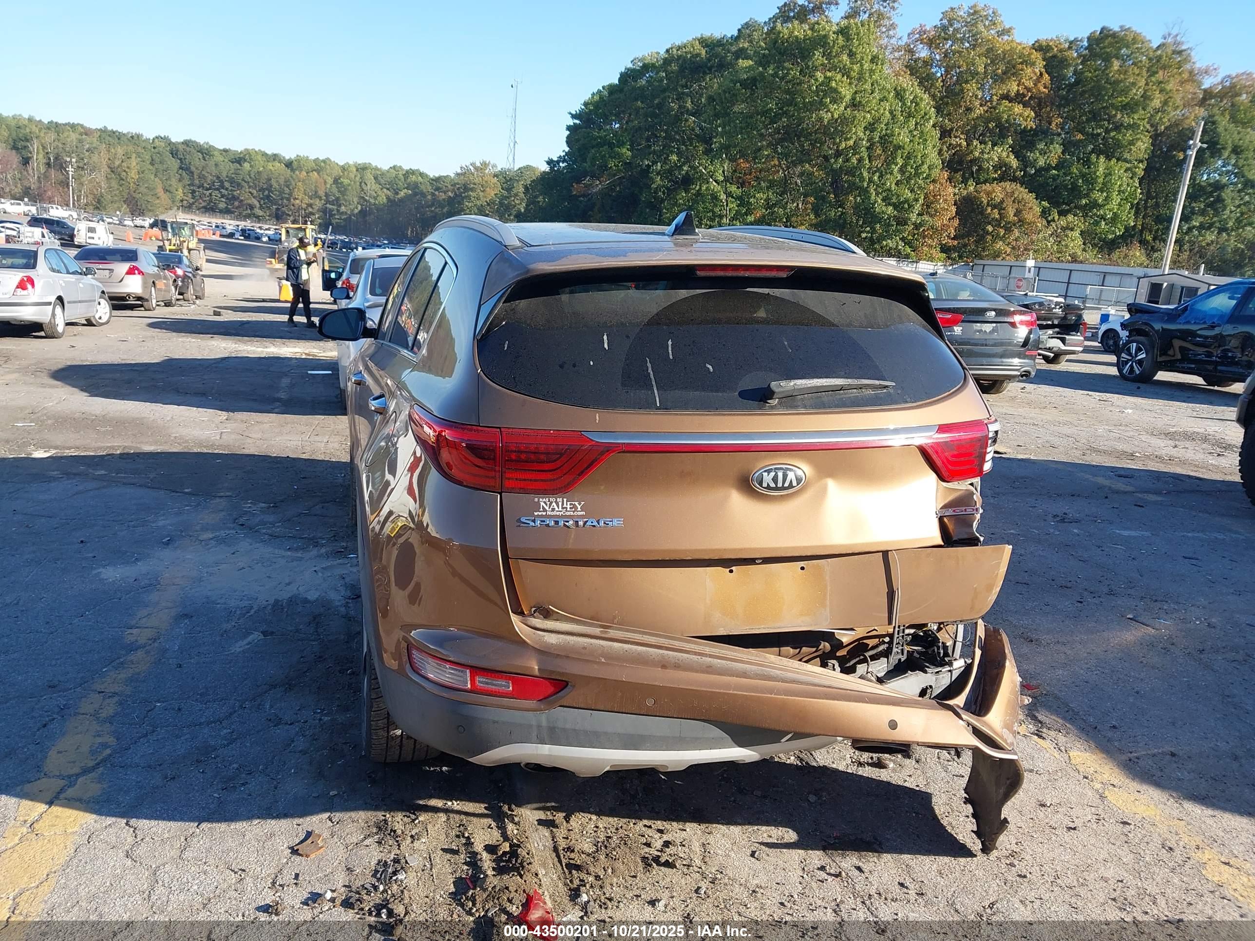 KIA SPORTAGE image 3