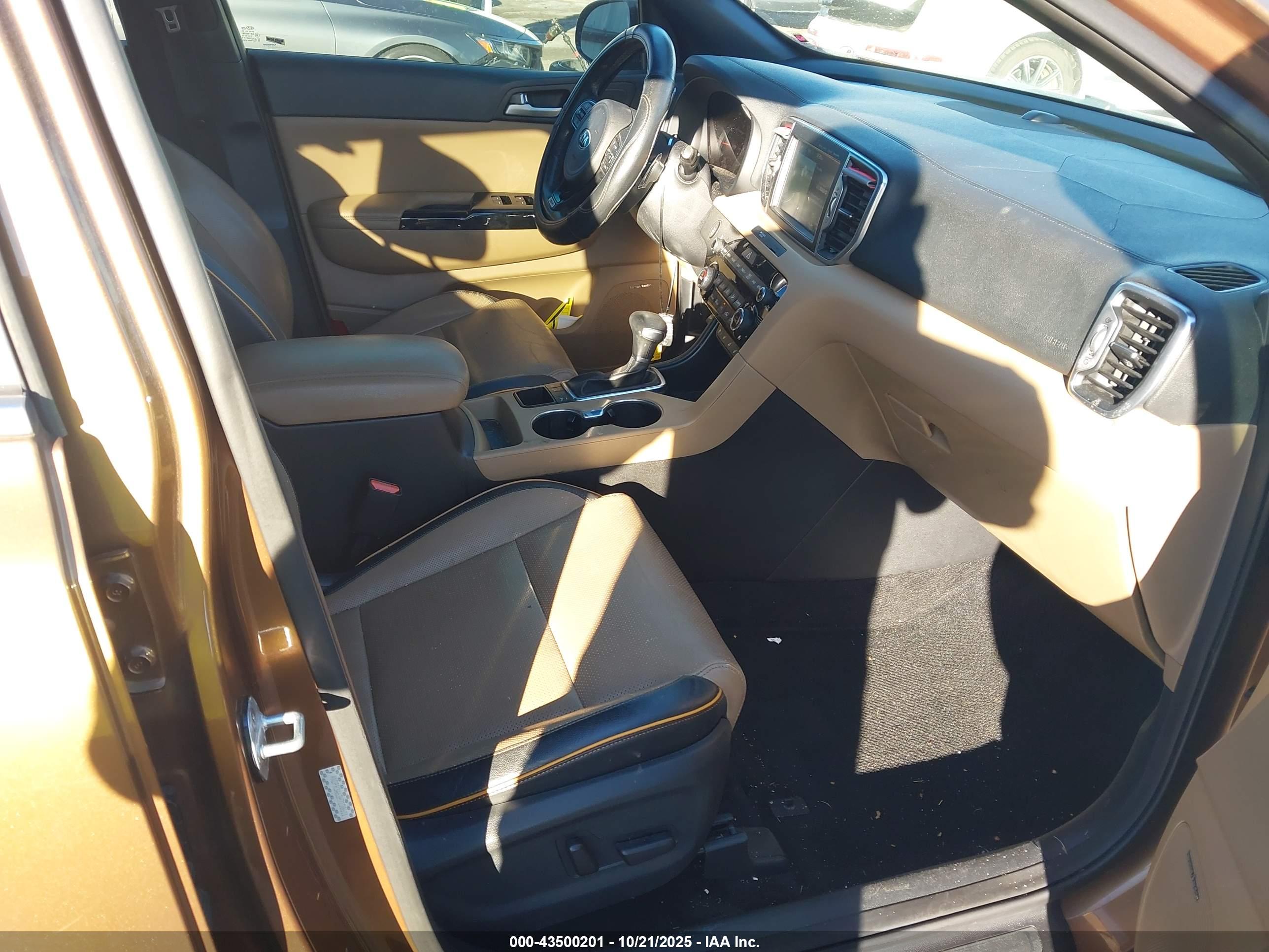 KIA SPORTAGE image 5