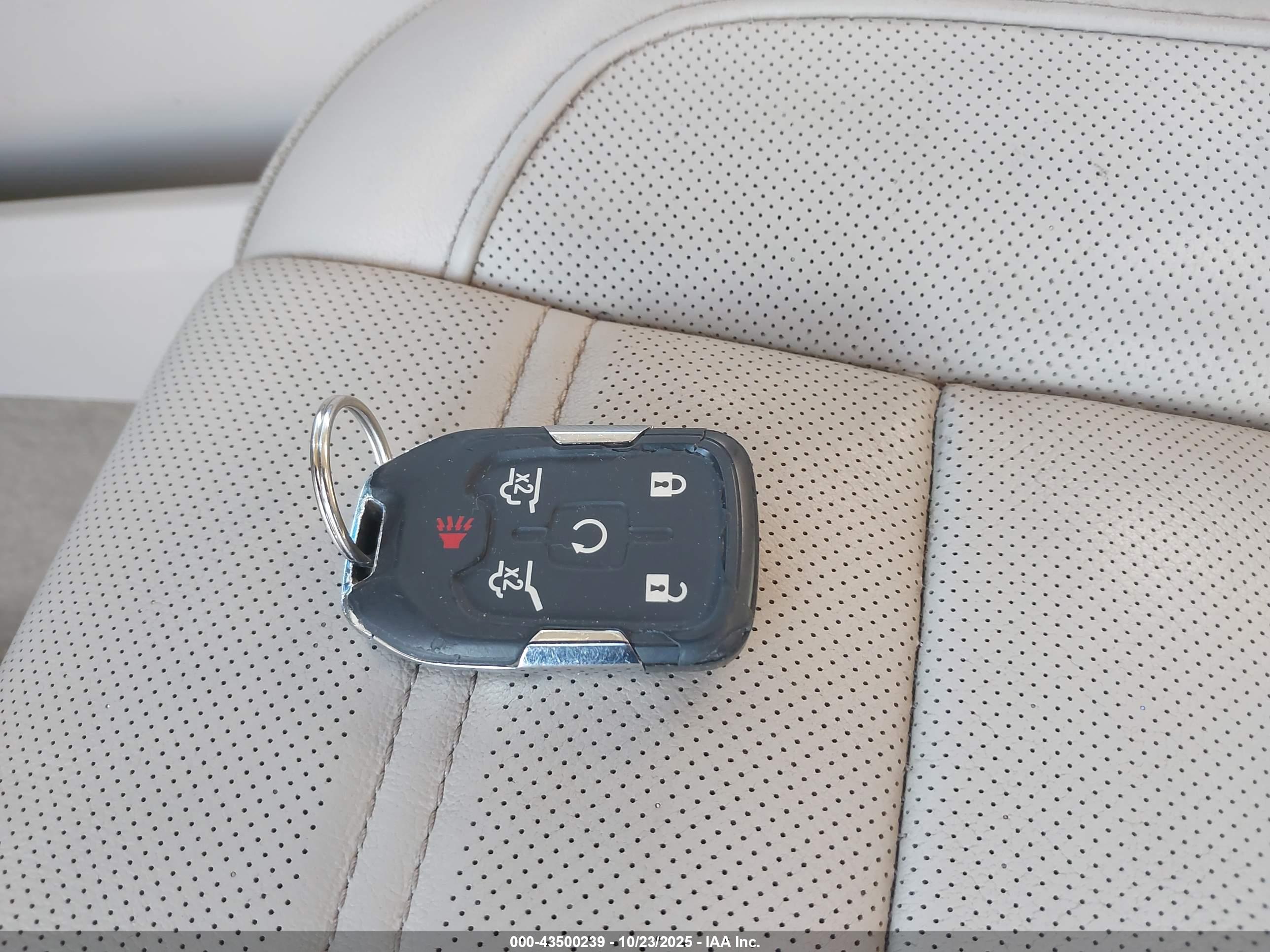 GMC YUKON image 11
