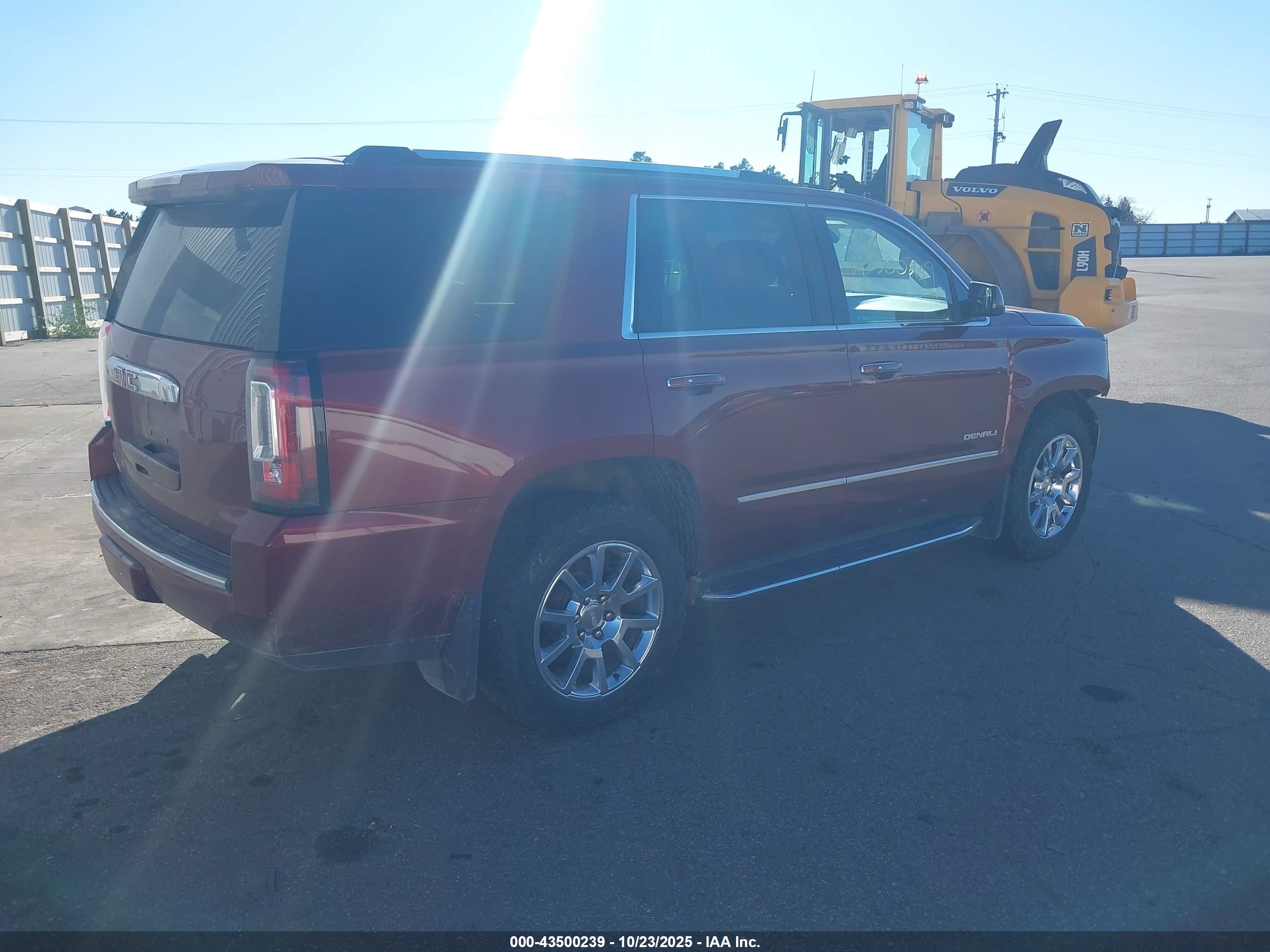 GMC YUKON image 4