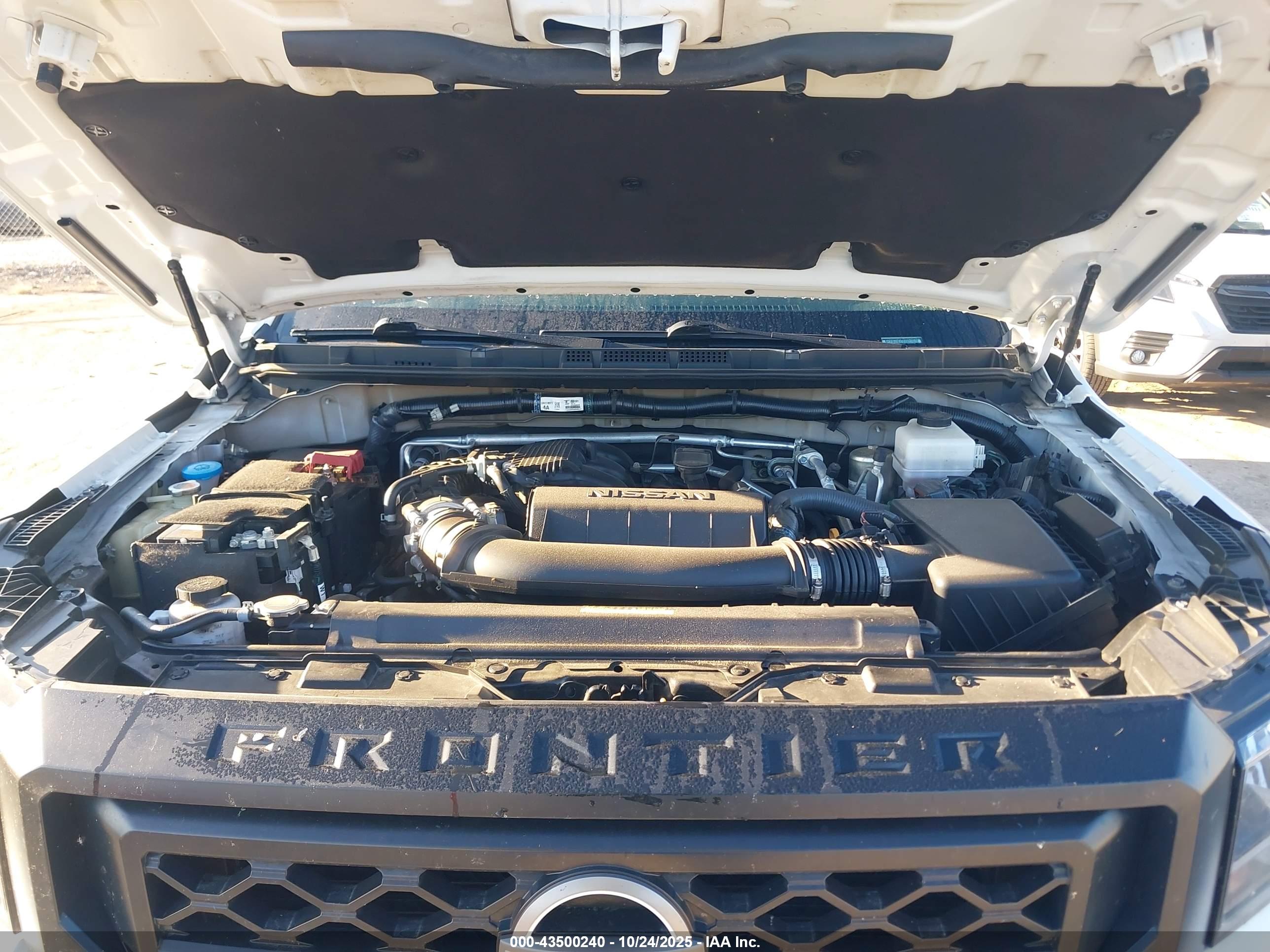 NISSAN FRONTIER image 10